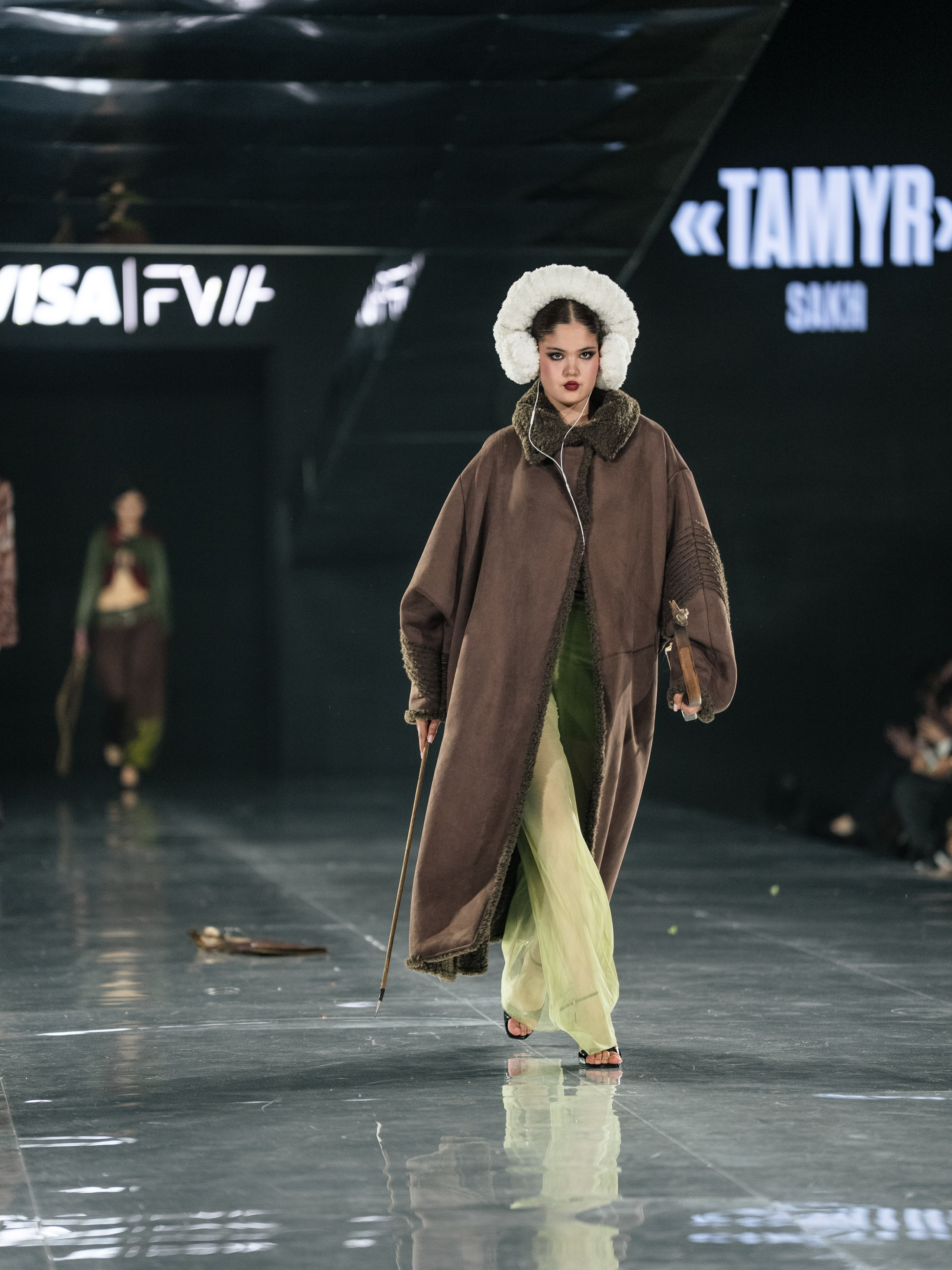 Visa Fashion Week SAKH. Сайт Алматинского НЮ АРТ, будуар и фэшн фотографа Дениса Карпенко