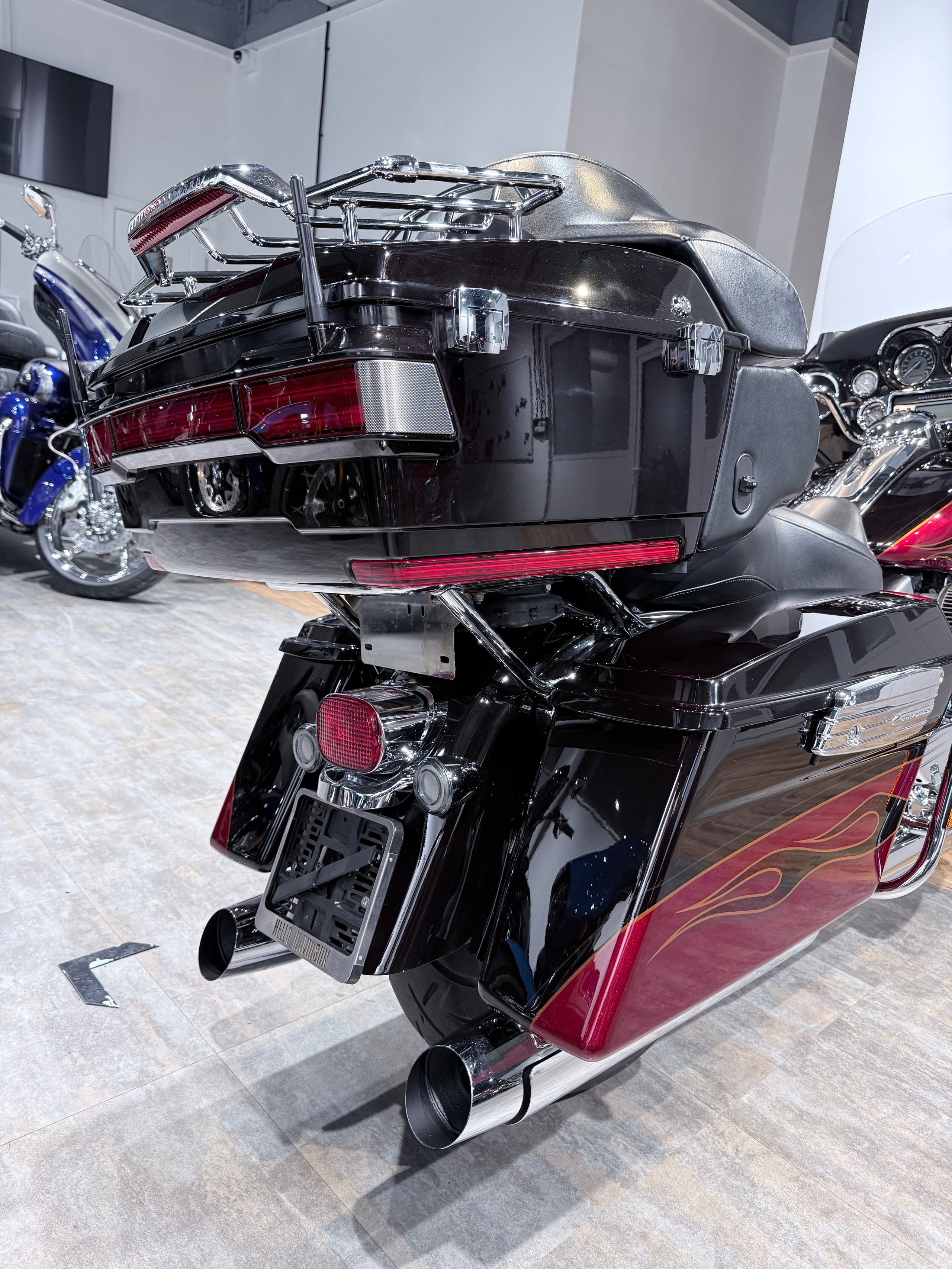 CVO Limited 110 (Exclusive Black Ember & Rio Red). Hello Davidson, Москва. Только хорошие мотоциклы…