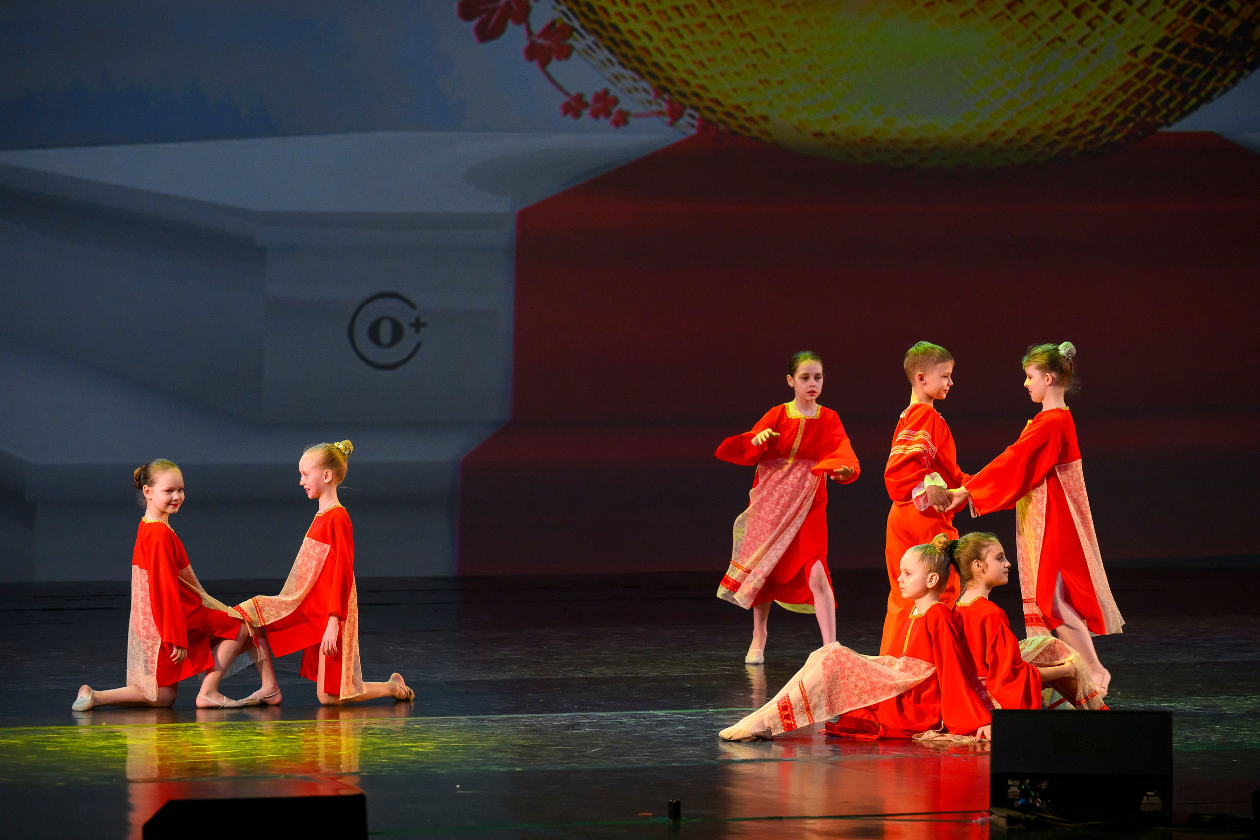 23 апреля, часть 2, БКЗ Октябрьский, г. Санкт-Петербург. Золотое яблочко