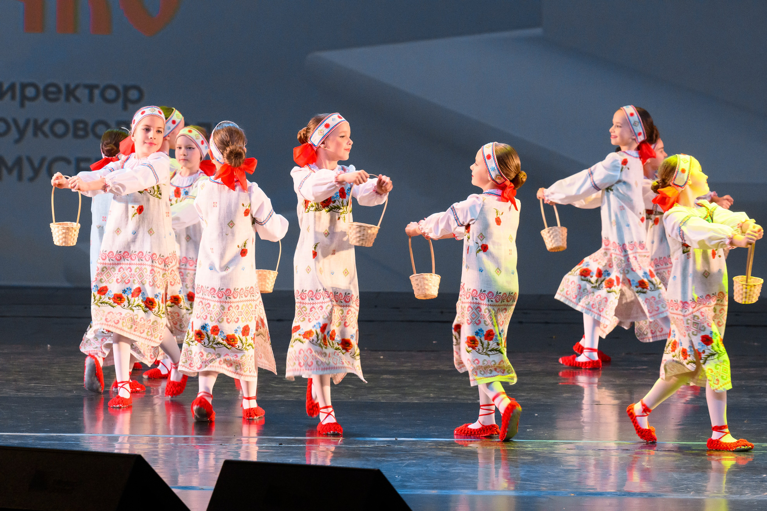 23 апреля, часть 2, БКЗ Октябрьский, г. Санкт-Петербург. Золотое яблочко