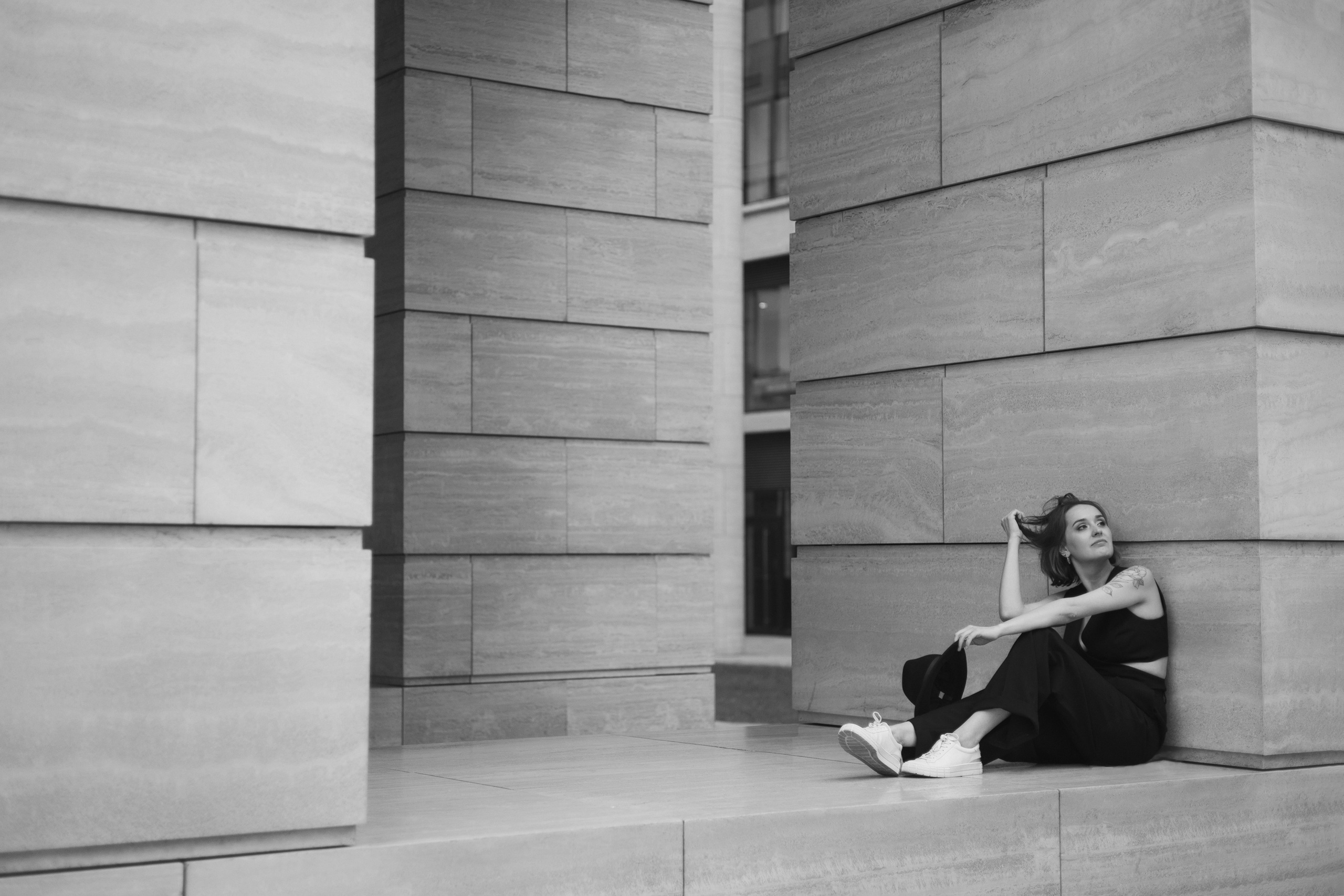 Прогулочная фотосессия. Портретный фотограф СПб, женский фотограф, минимализм и эстетика