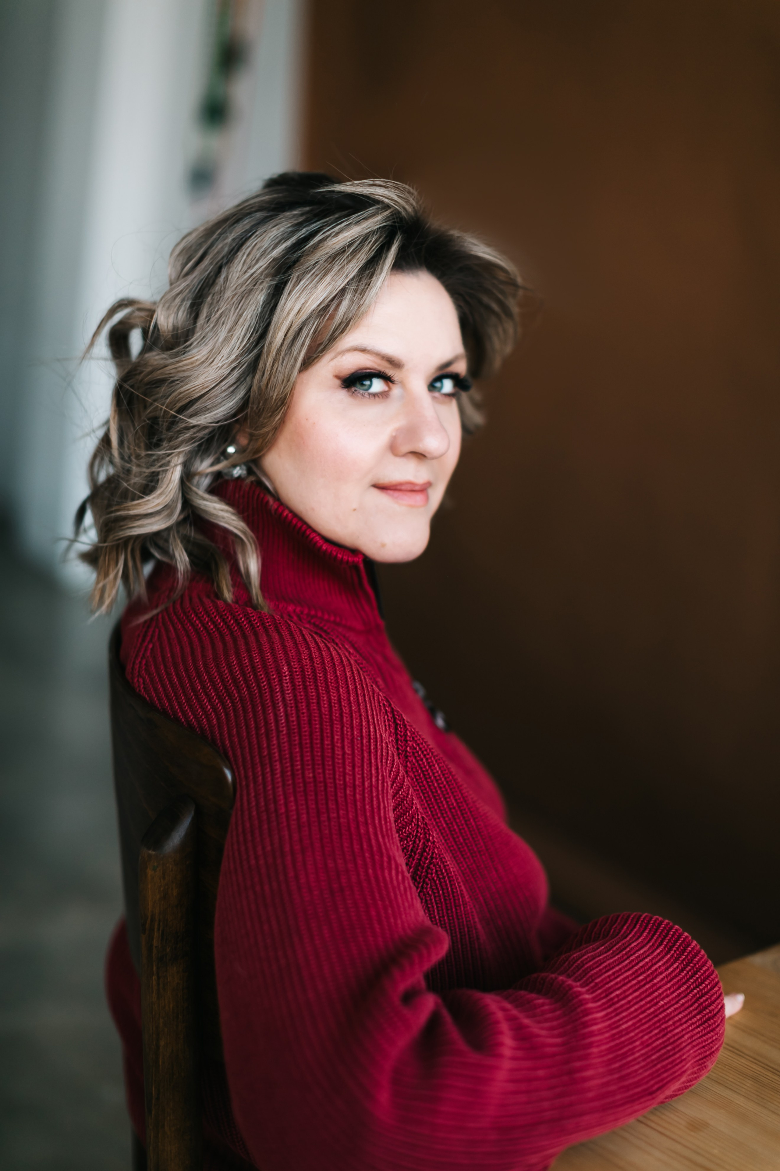 алёна малахова фотограф новосибирск семейный детский домашняя фотосессия в новосибирске день рождения репортажная съёмка фотосессия с лошадьми на конюшне деревня алтай  на природе фотосессия в детском саду мама и сын предложение руки и сердца идея  помолвка фотосессия берег закат детский день рождения годик торт аниматор лофт игровая продолжение следует prodoljenie_sleduet_  корпоратив тимбилдинг первоклашка линейка  контент  бизнес портрет оперный новат франция берет весна девушка