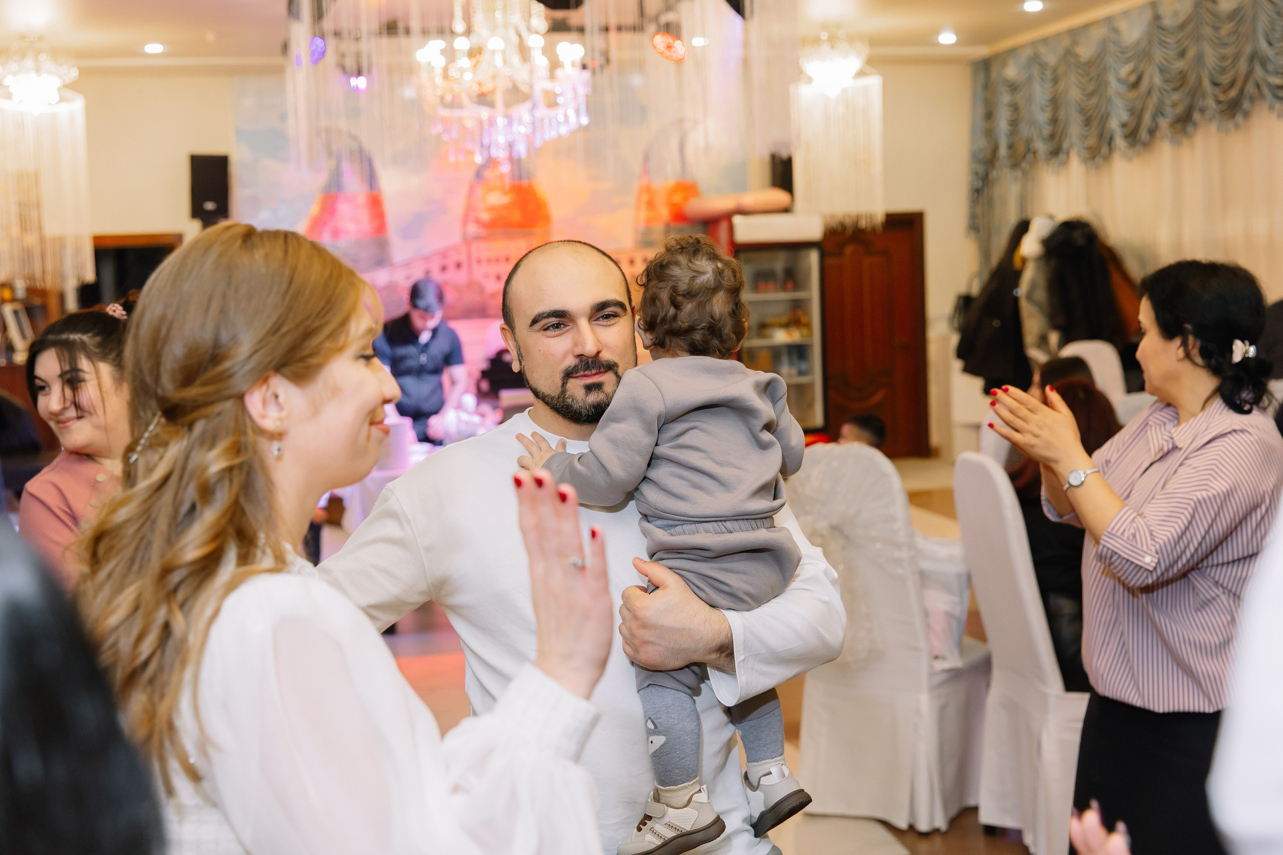 День рождения 1 годик Эльмиру. Свадебный фотограф в Новосибирске Лидия Александровна