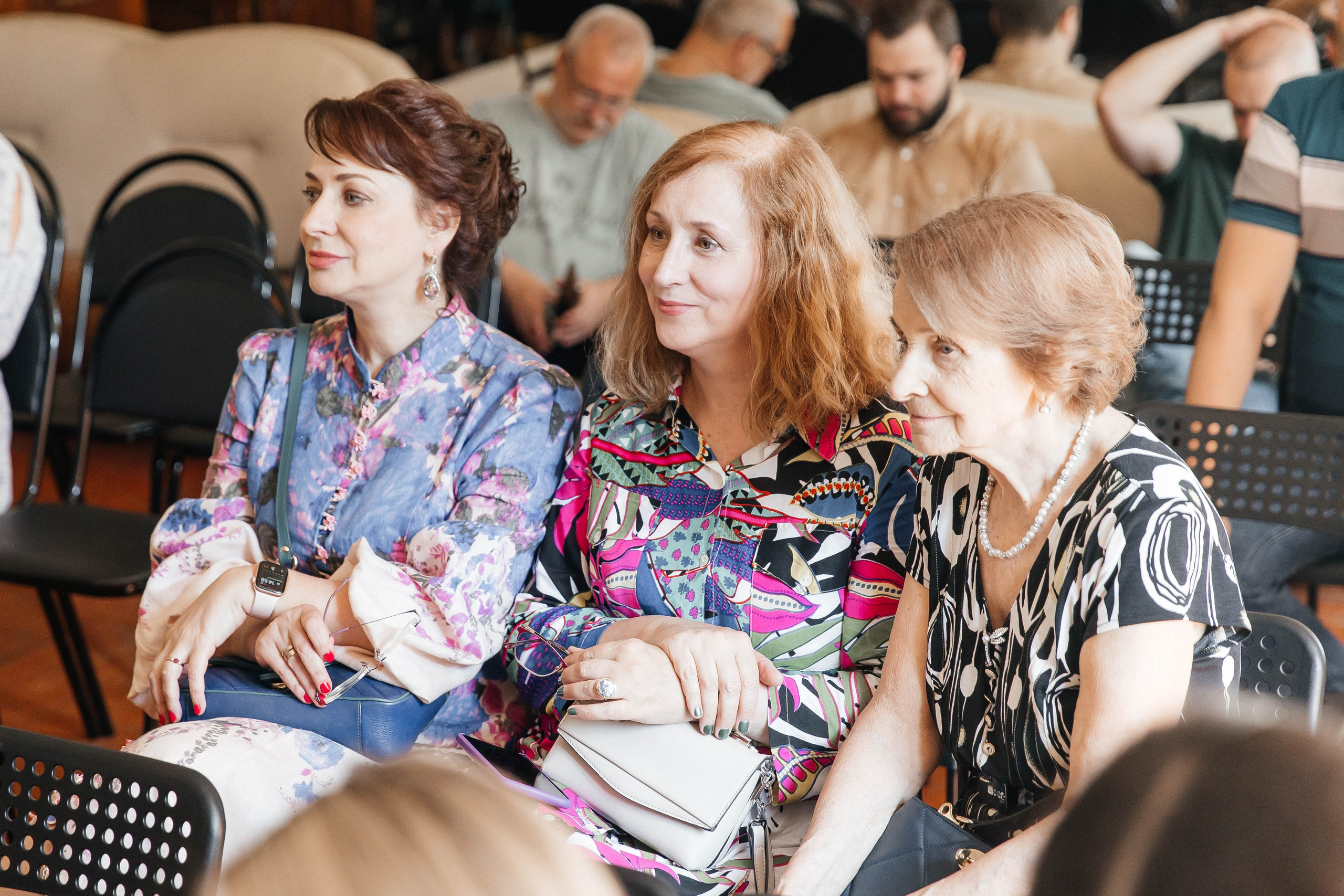 Гимназия Пеленг. _Carpe diem_