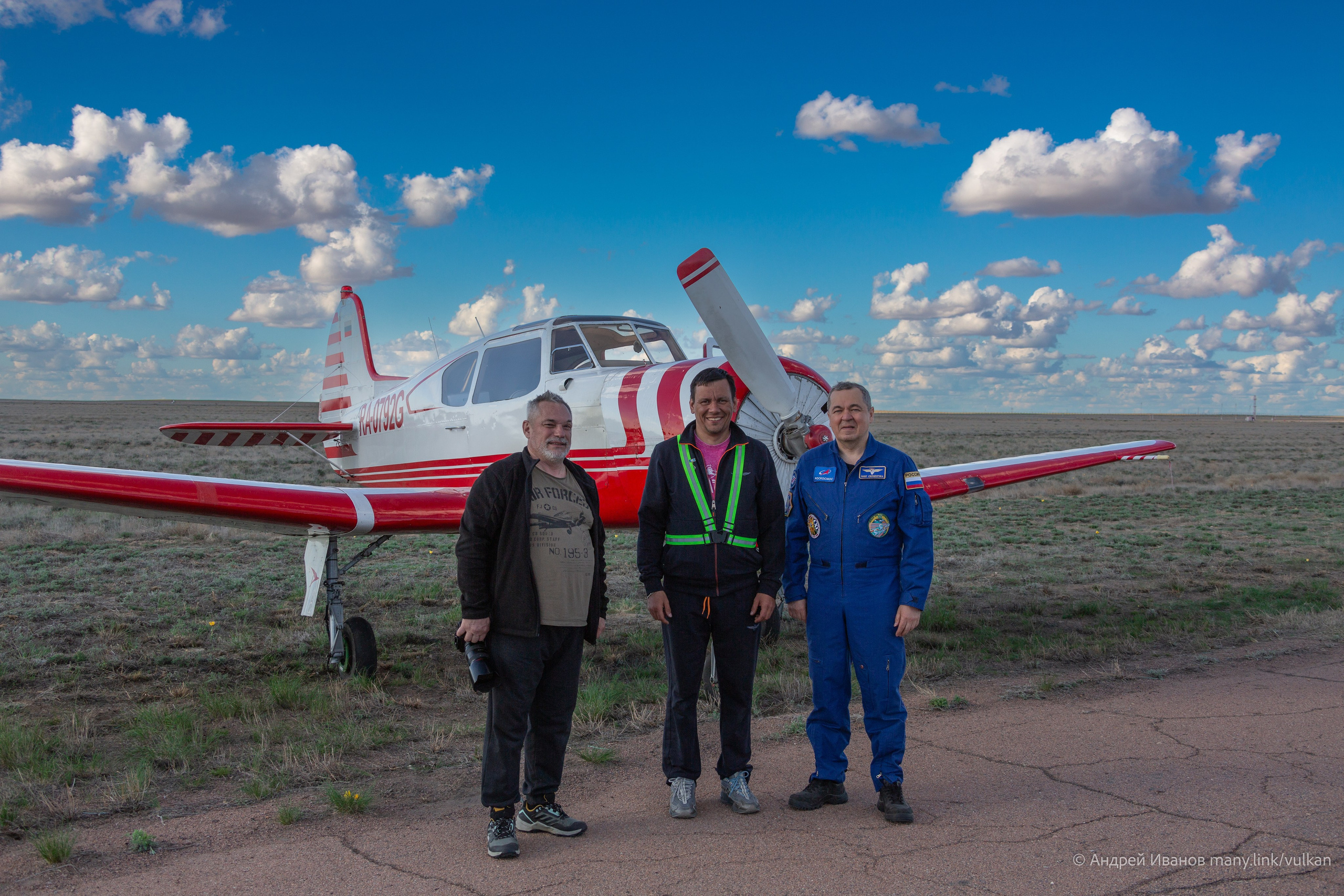 Перелёт на Байконур в 2026 г на самолётах АОН. Фотоальбом показывающий увлекательный мир авиации и мир медведей Андрея Иванова