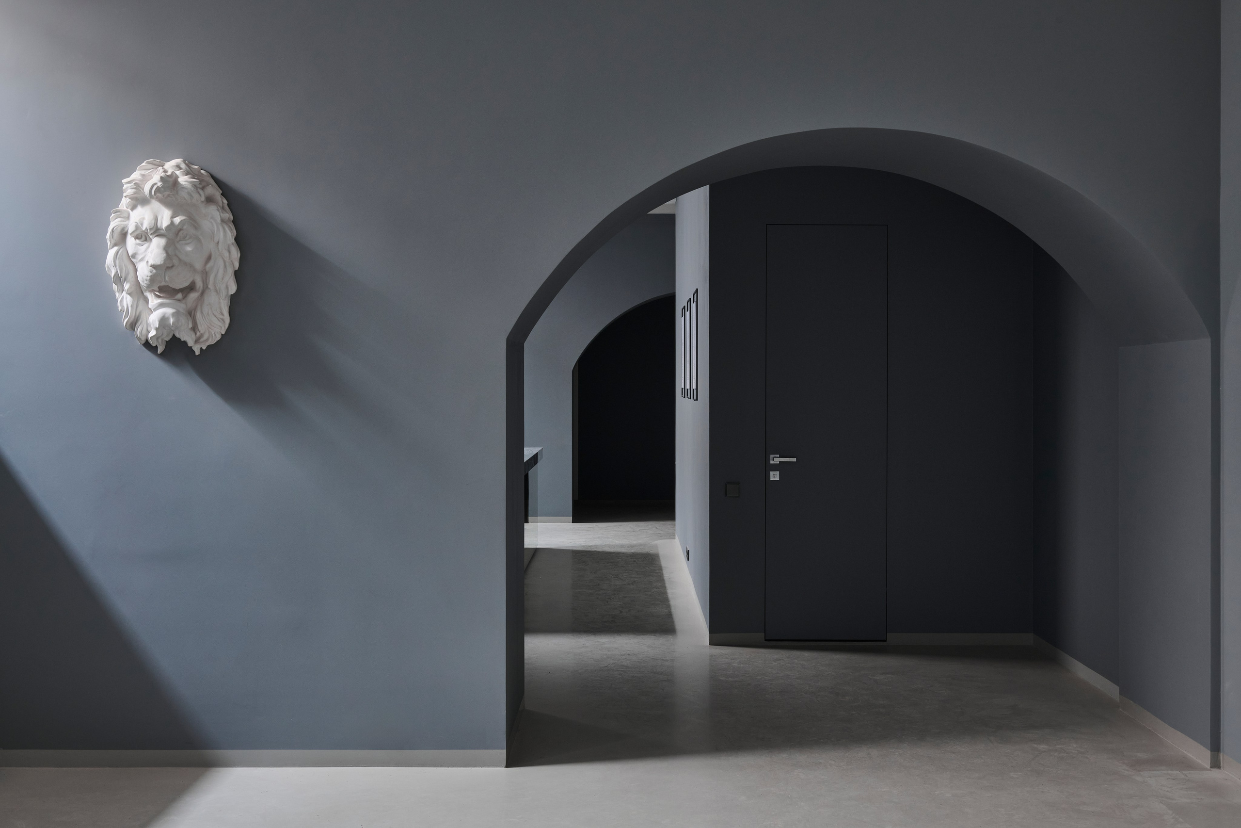 Дом с Атлантами. Фотограф для дизайнеров, застройщиков и бизнеса — интерьеры и архитектура — Свободный Роман в Москве и по России