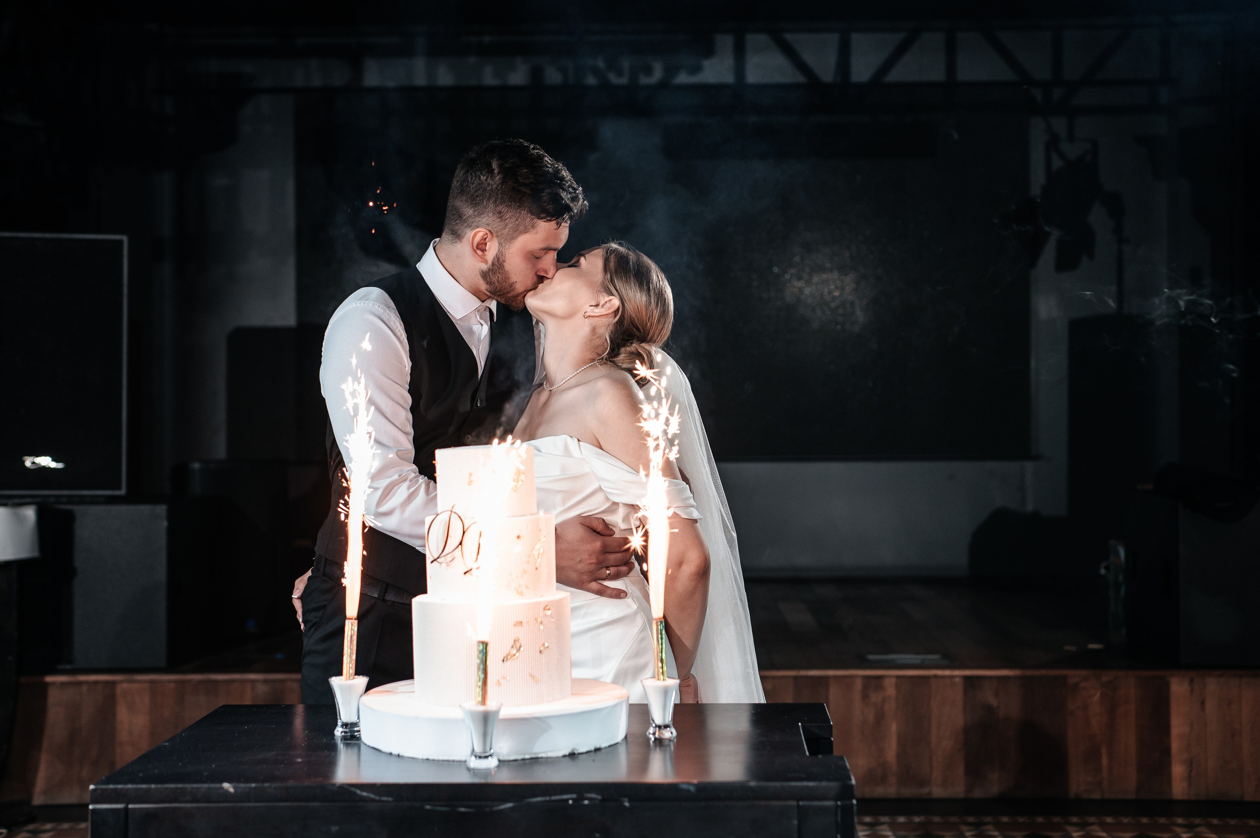 Даниил и Валерия. Черная утка. Полный день. Фотограф Екатерина Бочарникова