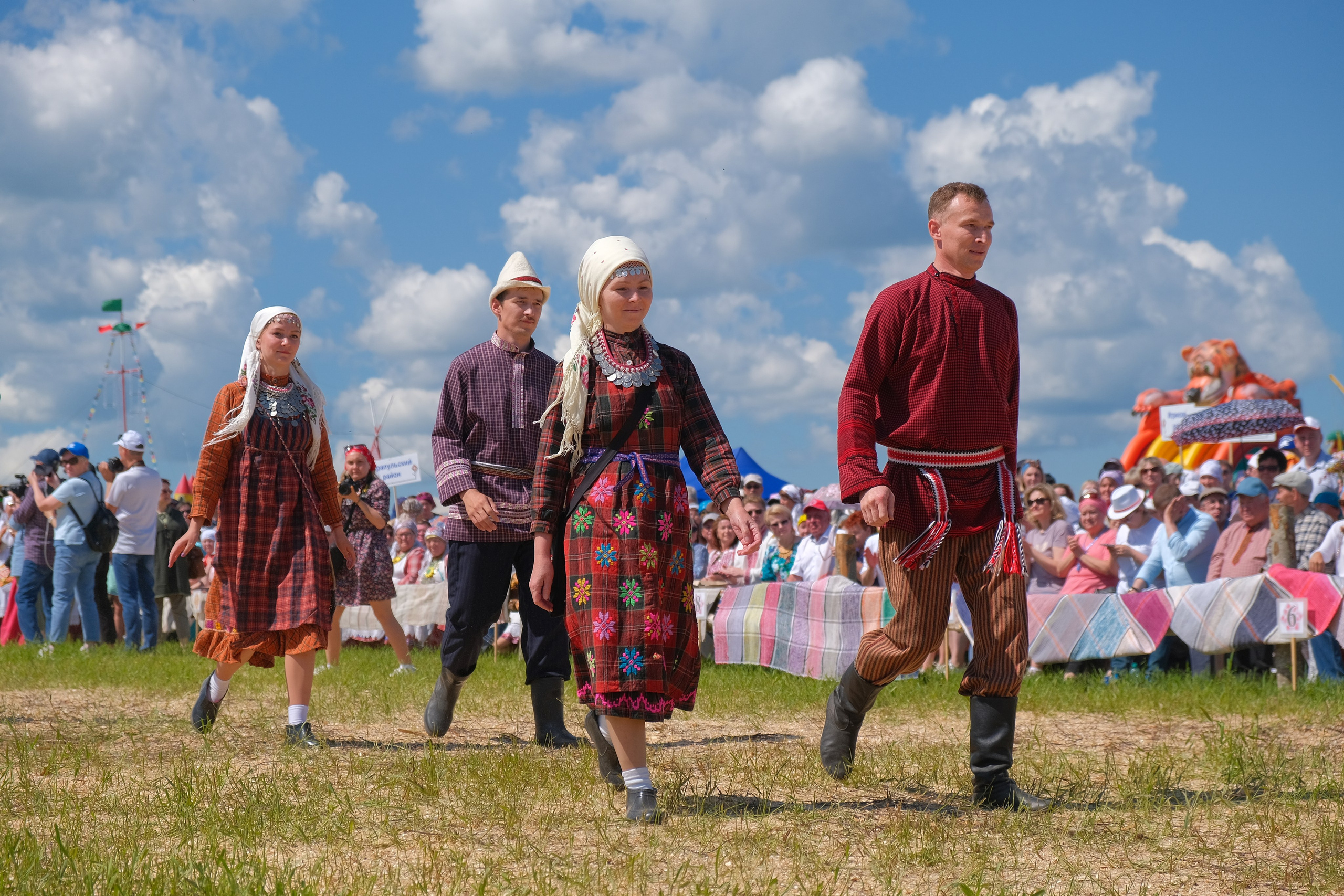 Удмуртский национальный праздник «Гербер». 2022. Максим Егоров, г. Ижевск. Репортажная, предметная съёмка и фуд-фотография