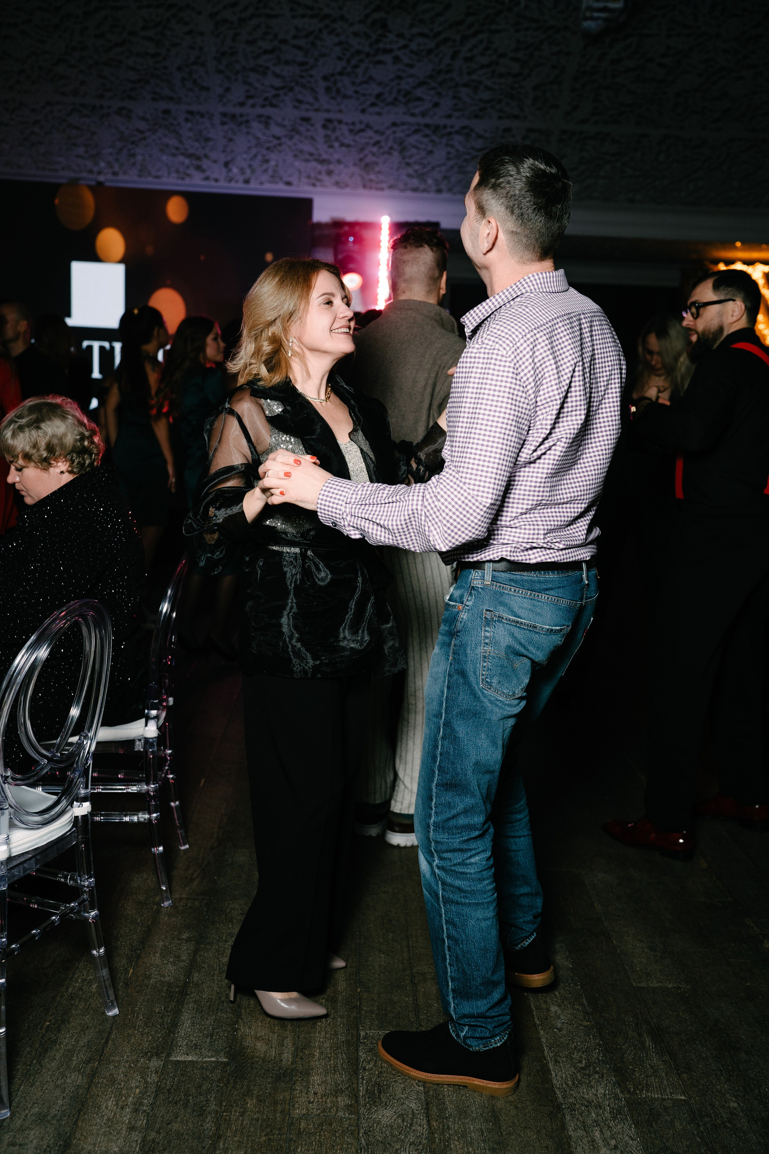 Новогодний вечер в Артисте. Свадебный и семейный фотограф в Воронеже Анастасия Бойко