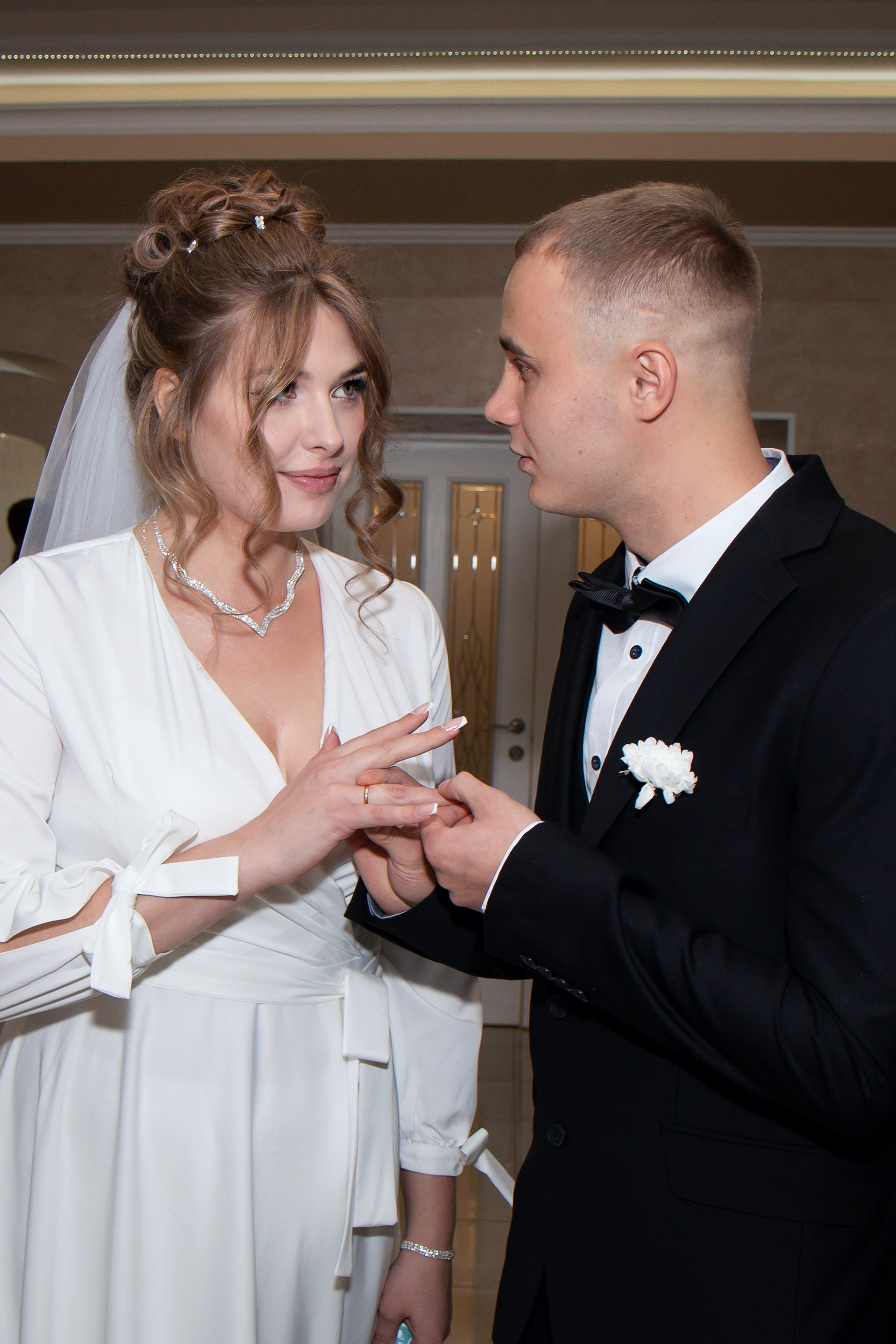 Свадебная фотосессия. Шелехов. Фотограф в Шелехове, лучшие выпускные альбомы в Шелехове