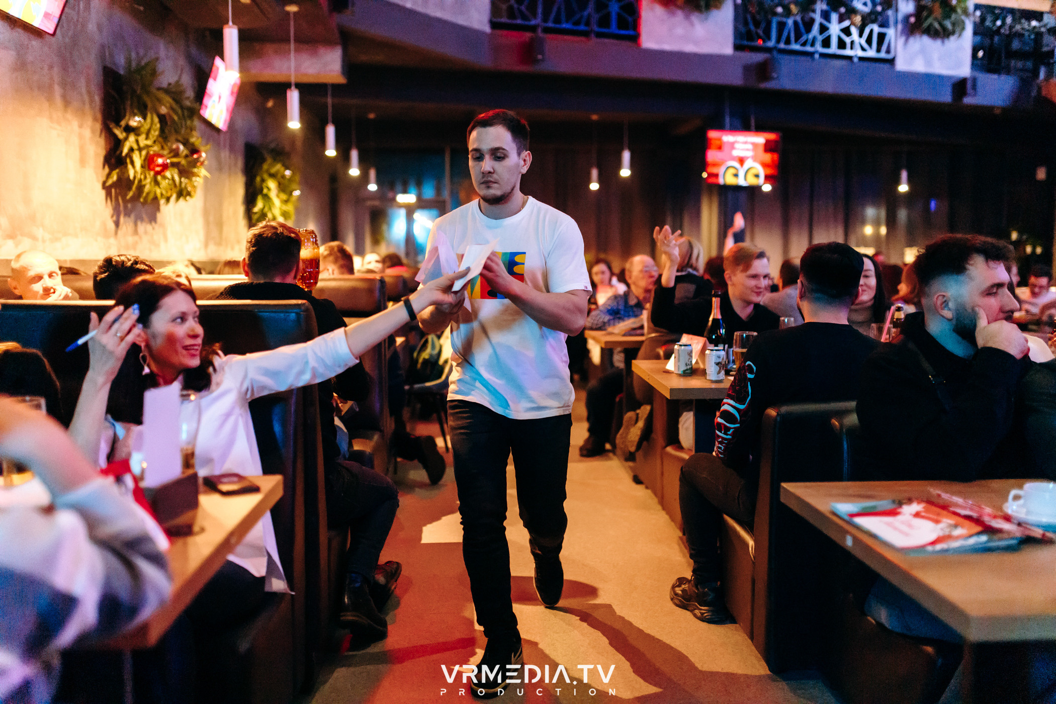 WoW QuiZ в баре «DOSKI»