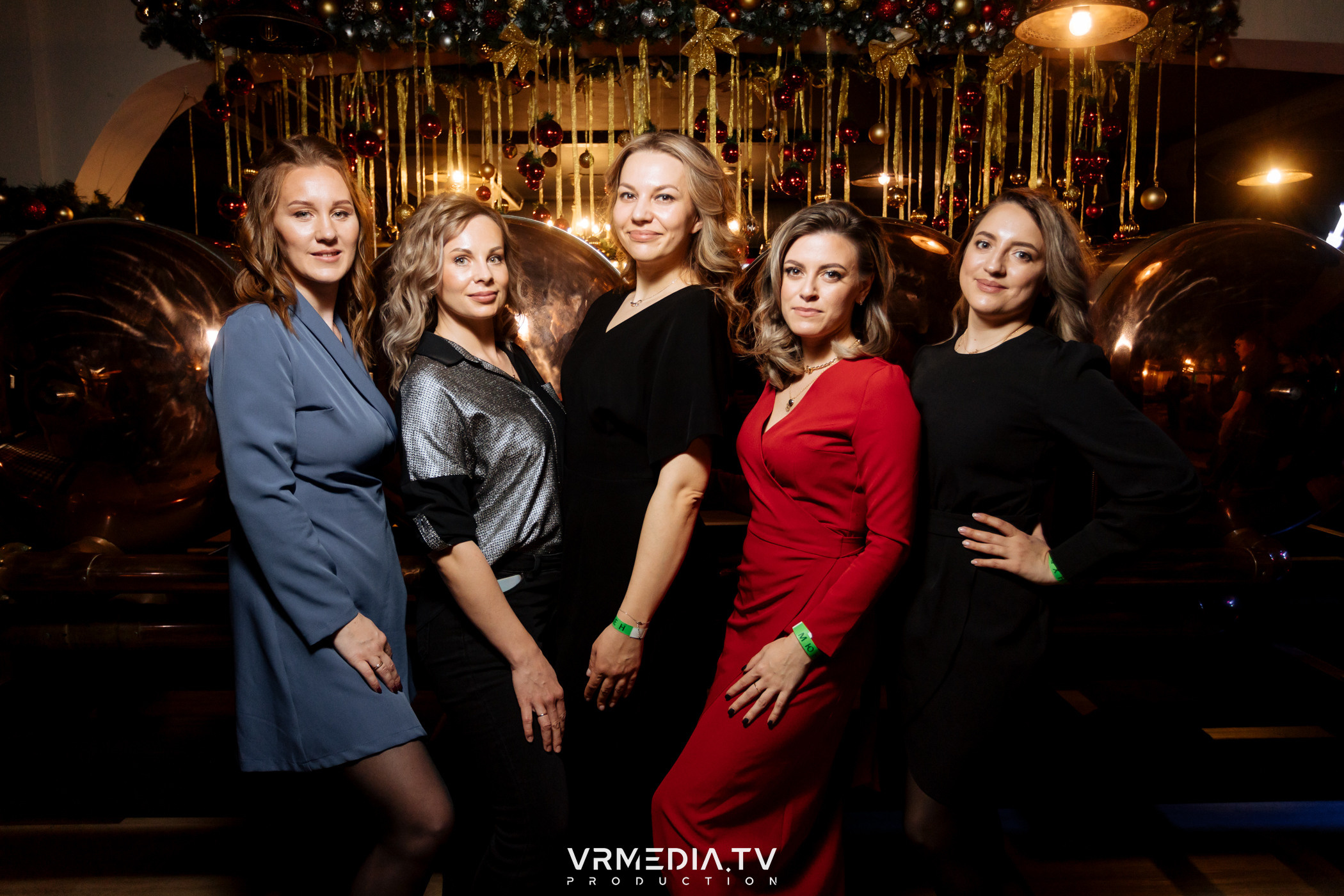 Выходные в баре «Хука Хаус»