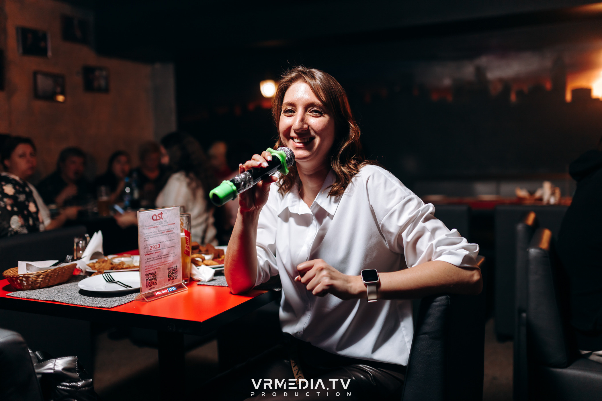 Международный женский день в караоке-баре «Chicago»