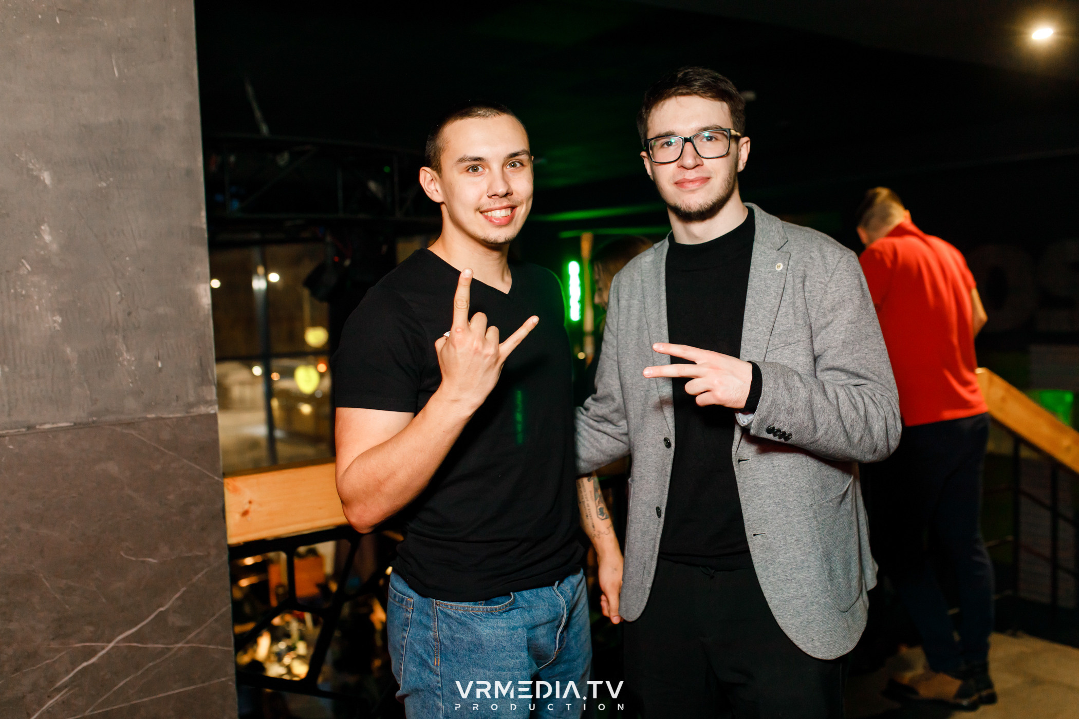 Выходные в баре «DOSKI»