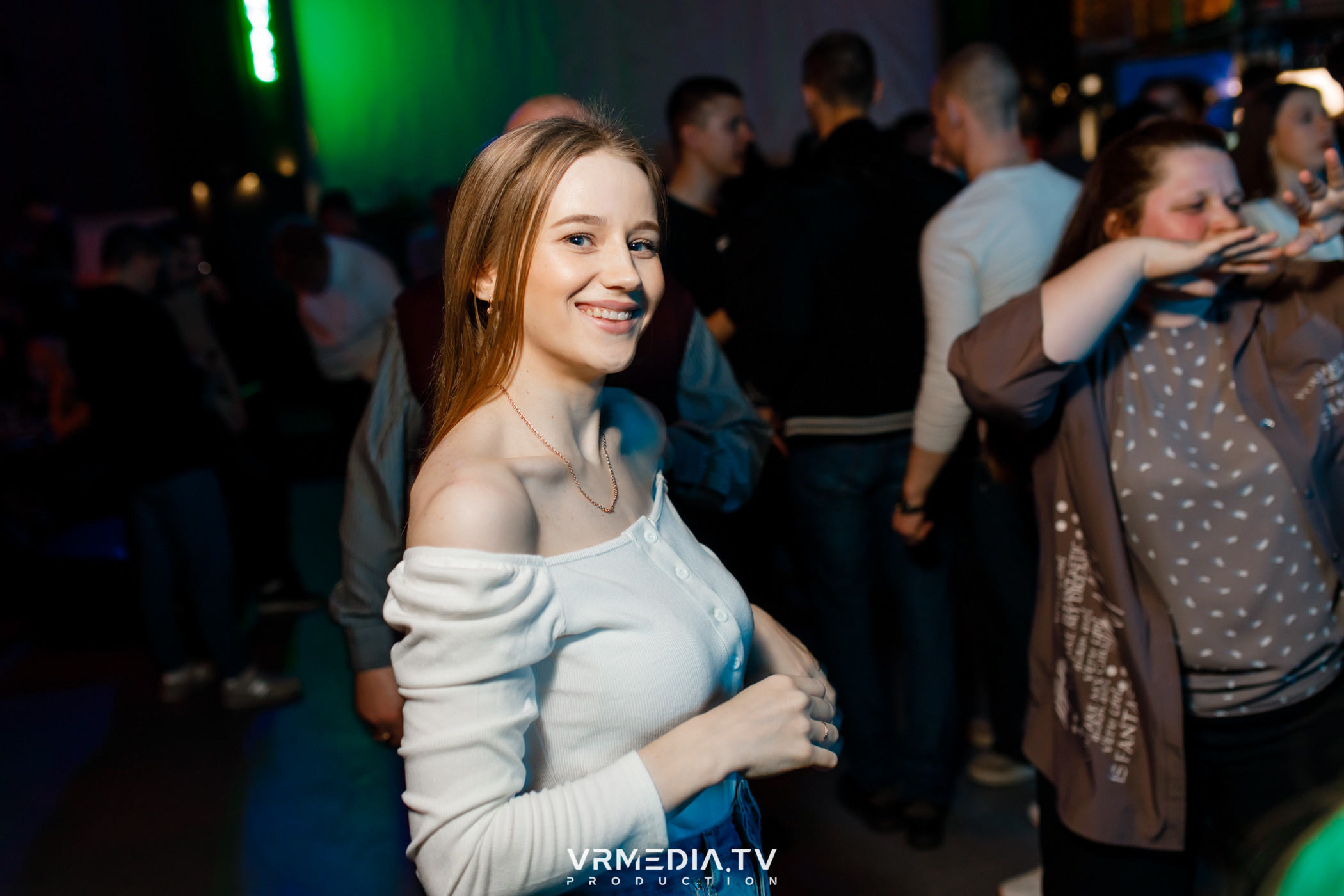 Выходные в баре «DOSKI»