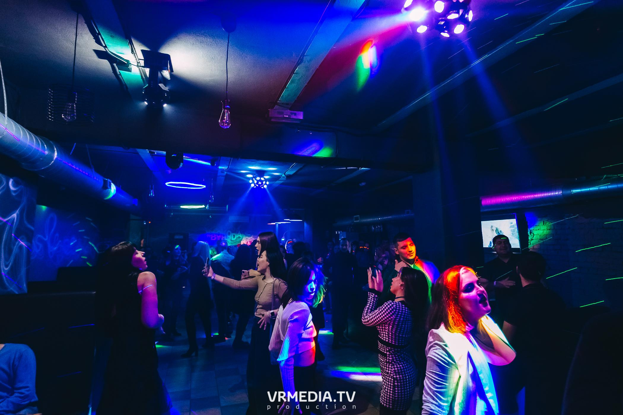 Выходные в баре «BORODA»