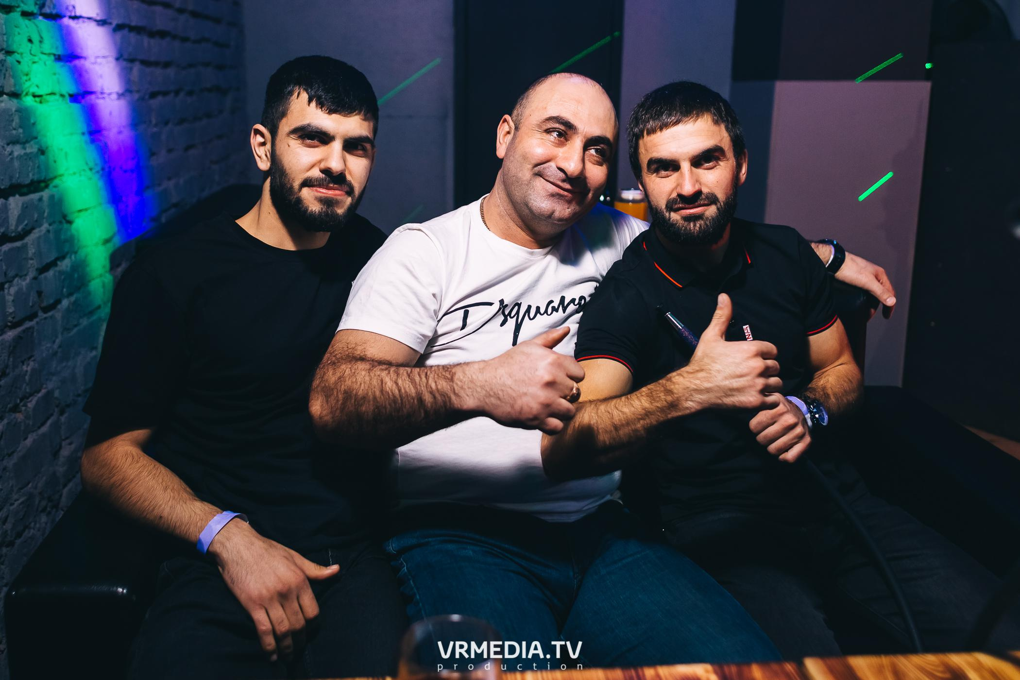 Выходные в баре «BORODA»