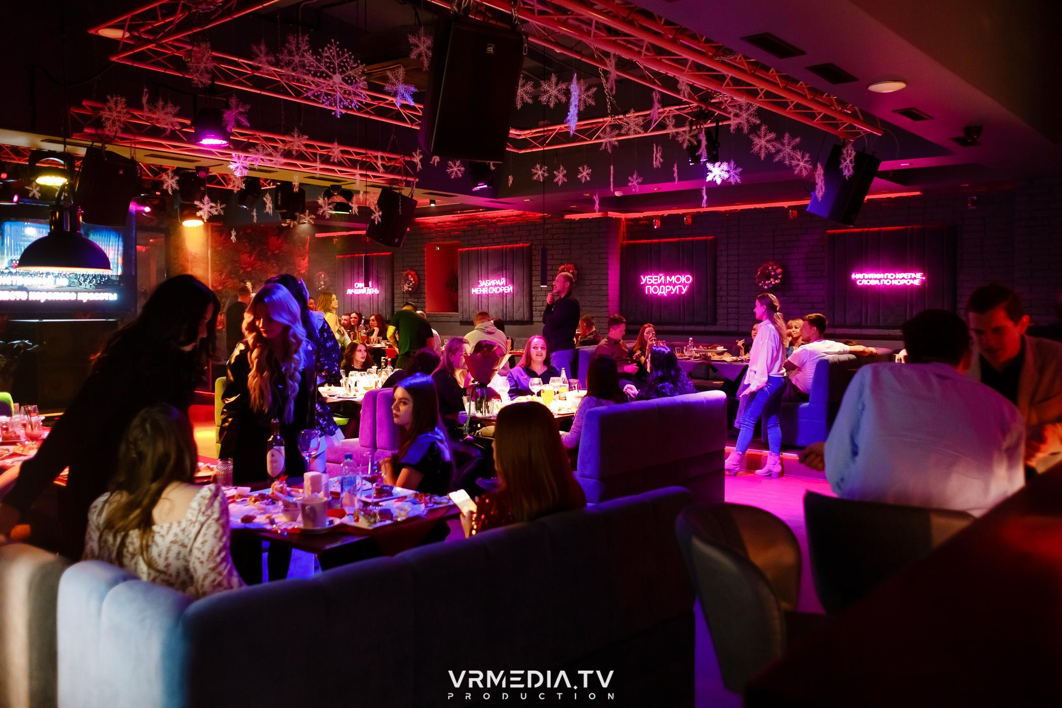 Новогодние корпоративы в караоке-баре «Опера»