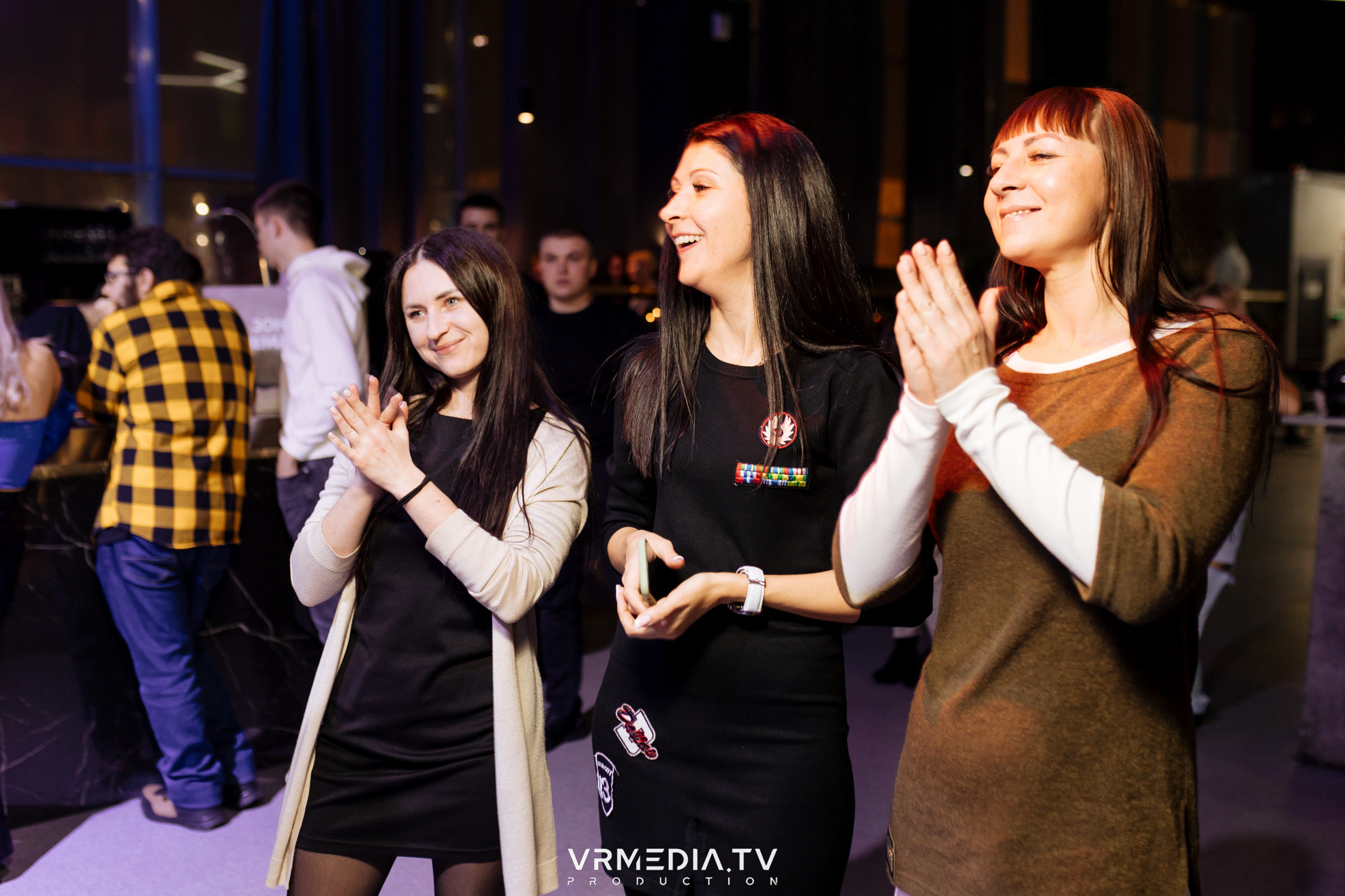 Выходные в баре «DOSKI»