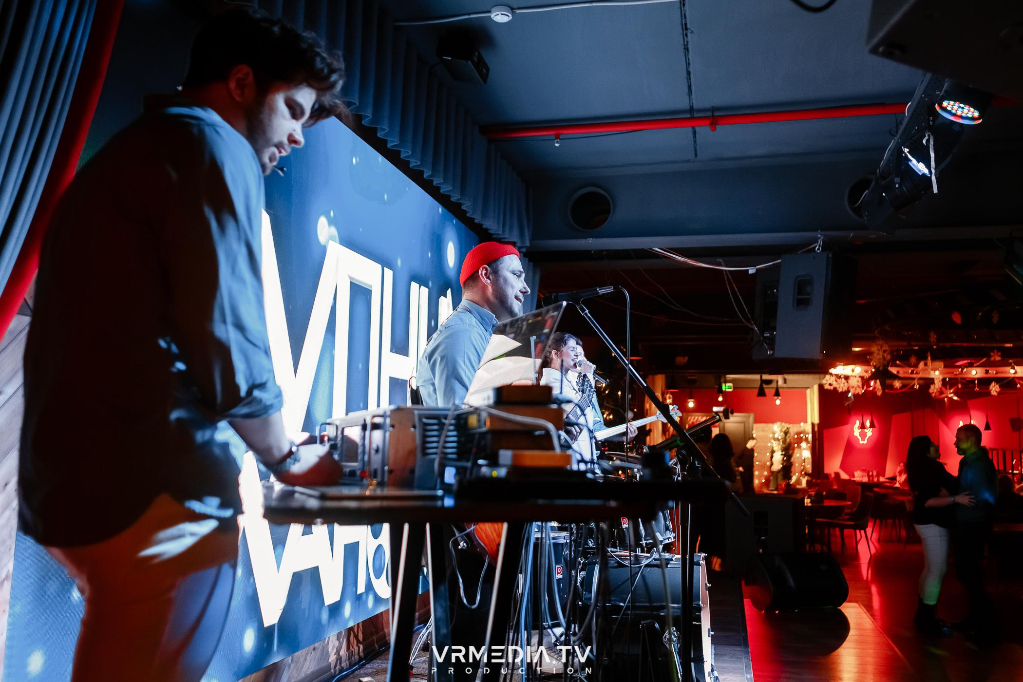 #НОВОГОДНИЕЖАРКИЕДНИИНОЧИ в гриль-баре «Жара»