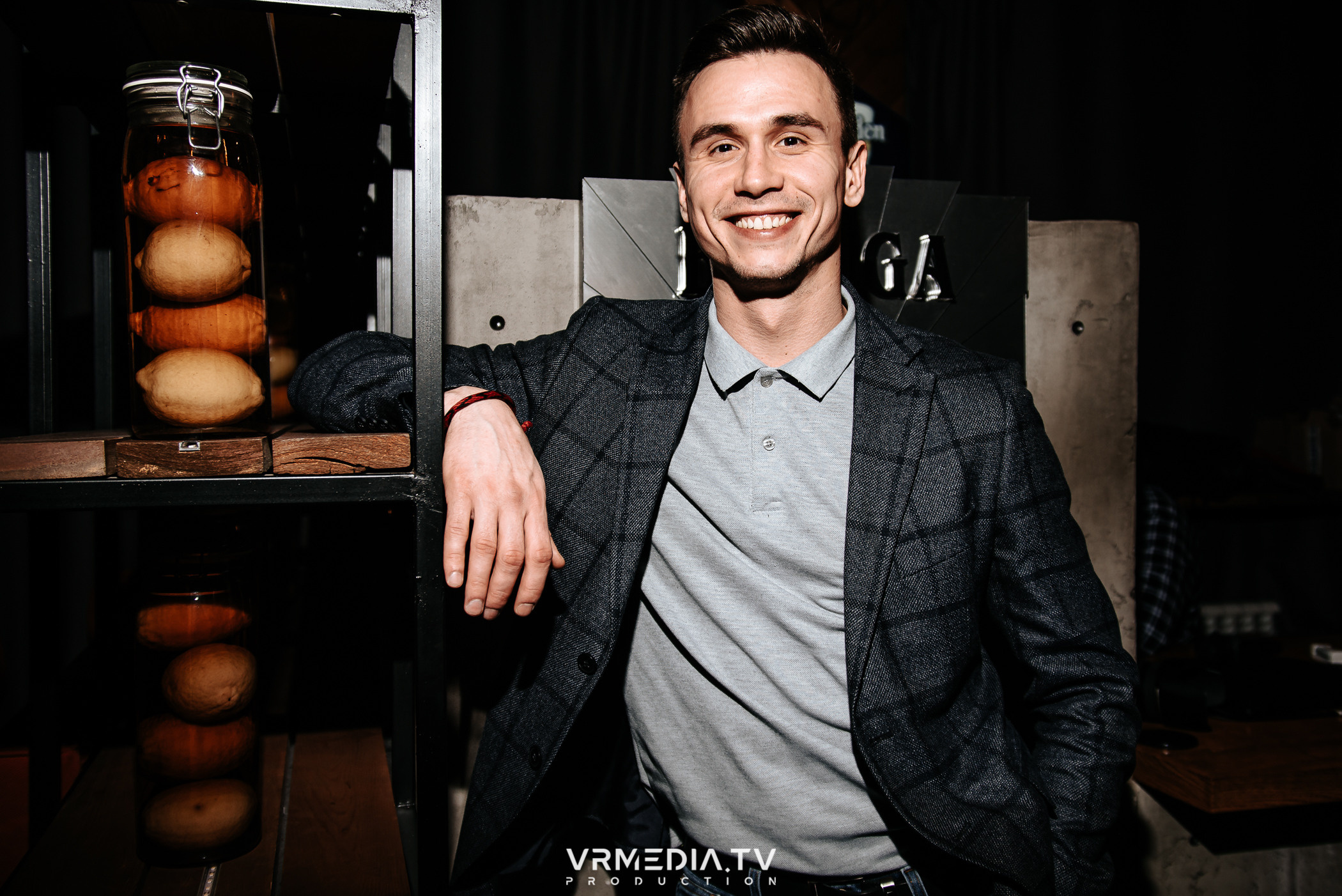 Джазовая среда: BBQueen: Переменная облачность