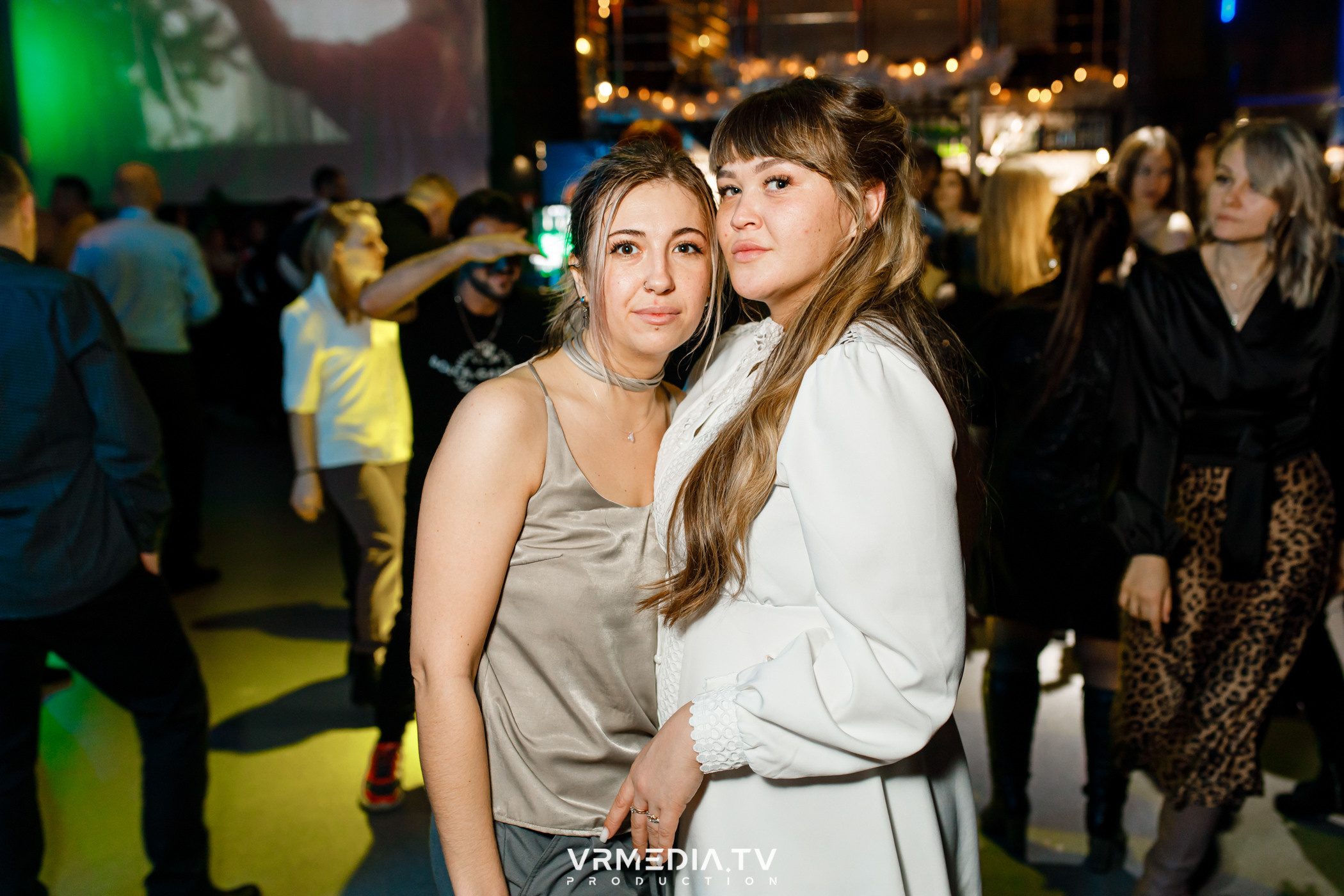 Выходные в баре «DOSKI»