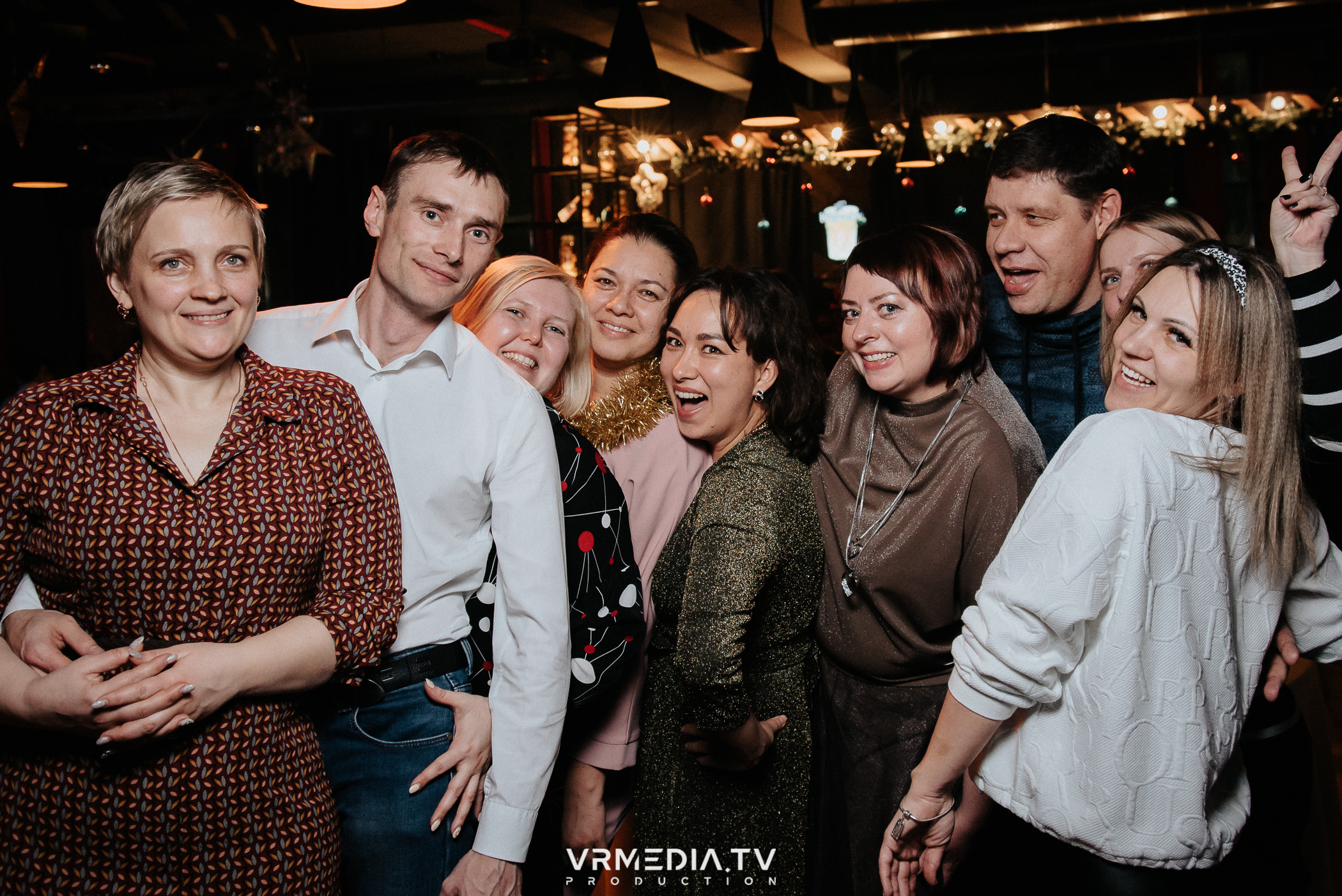 Жаркий новогодний корпоратив в гриль-баре «Жара»