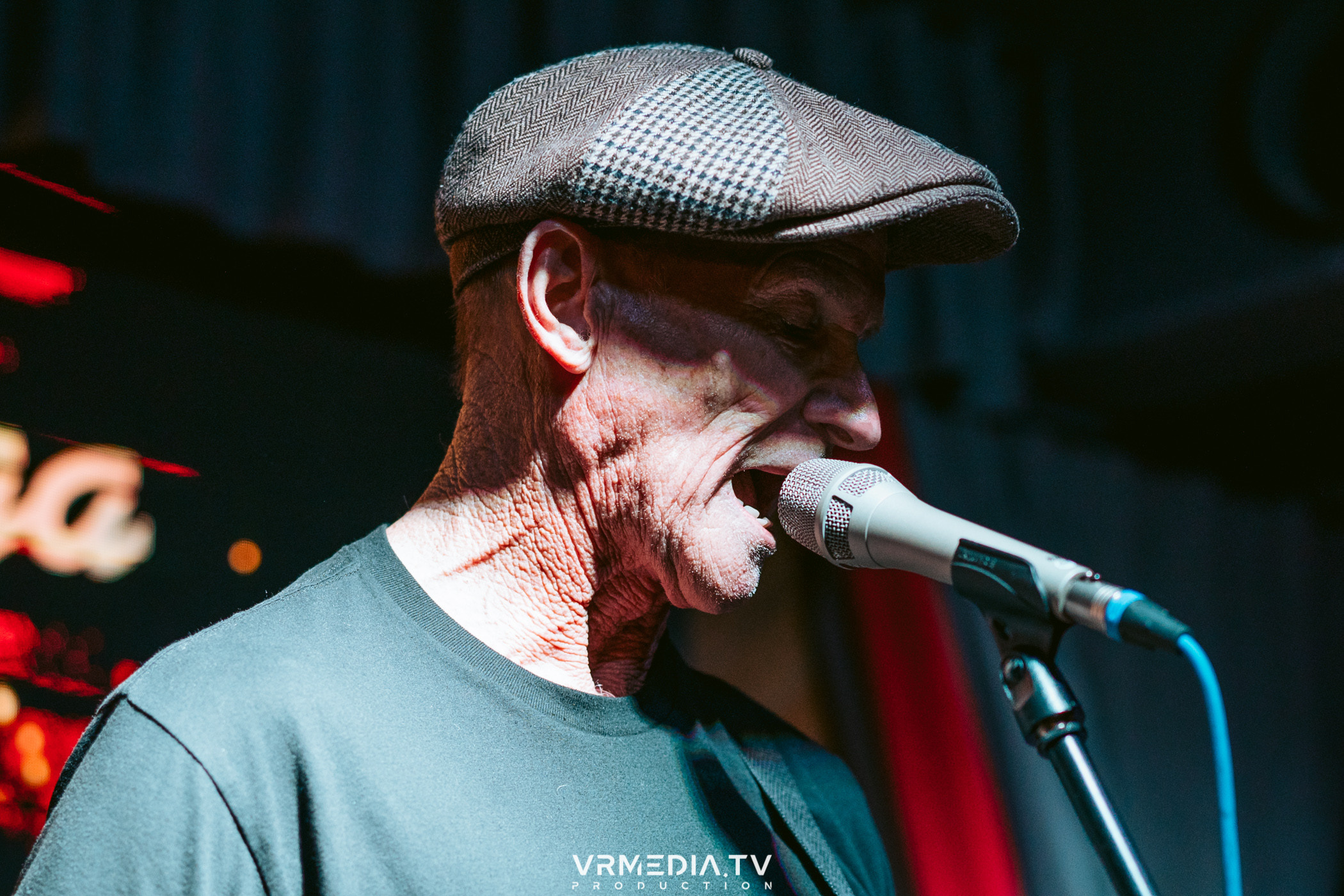 Джазовая среда: Чарльз Бёртон (США)