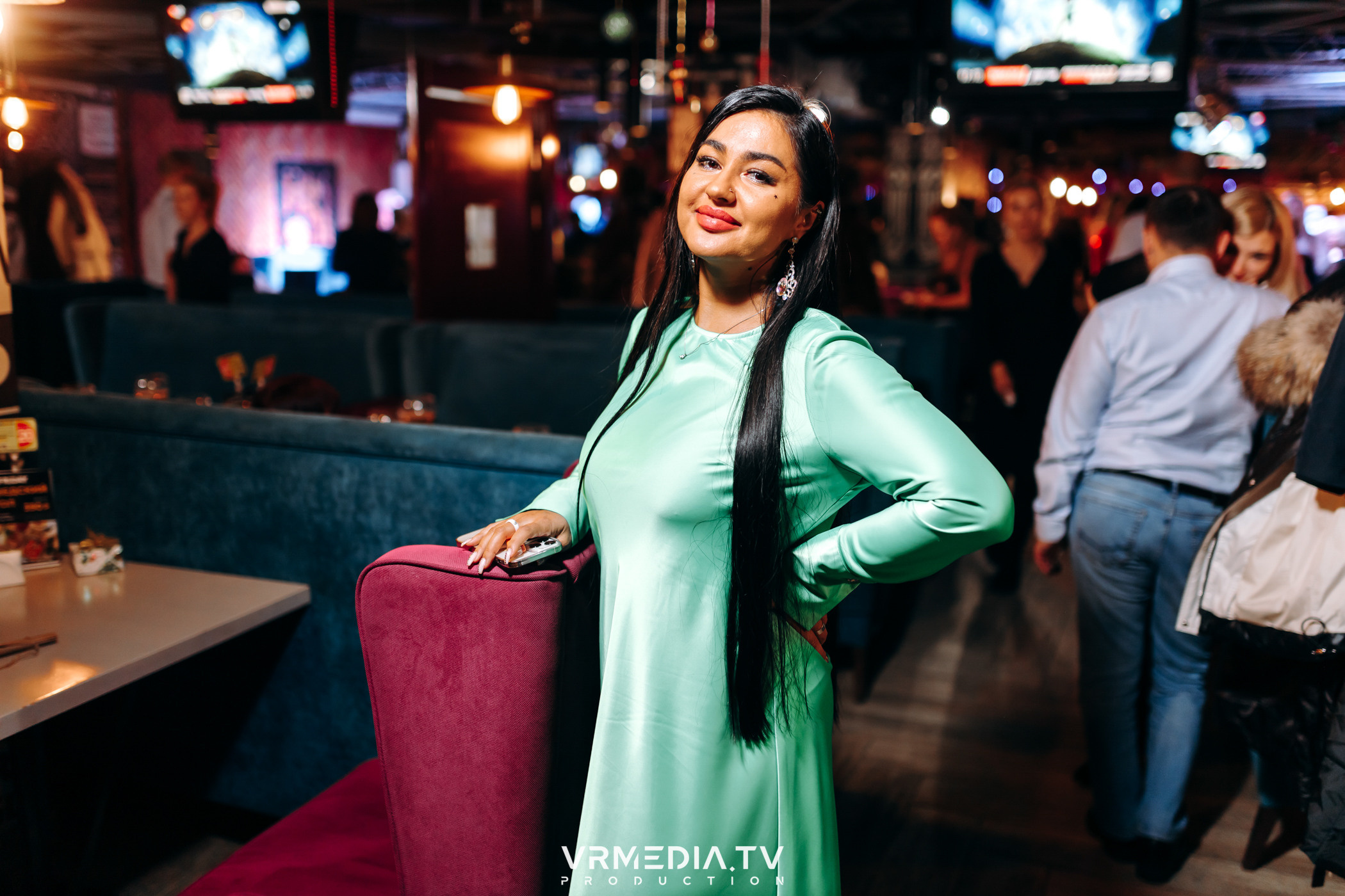 Новогодний вечер в ресторане «Friday»