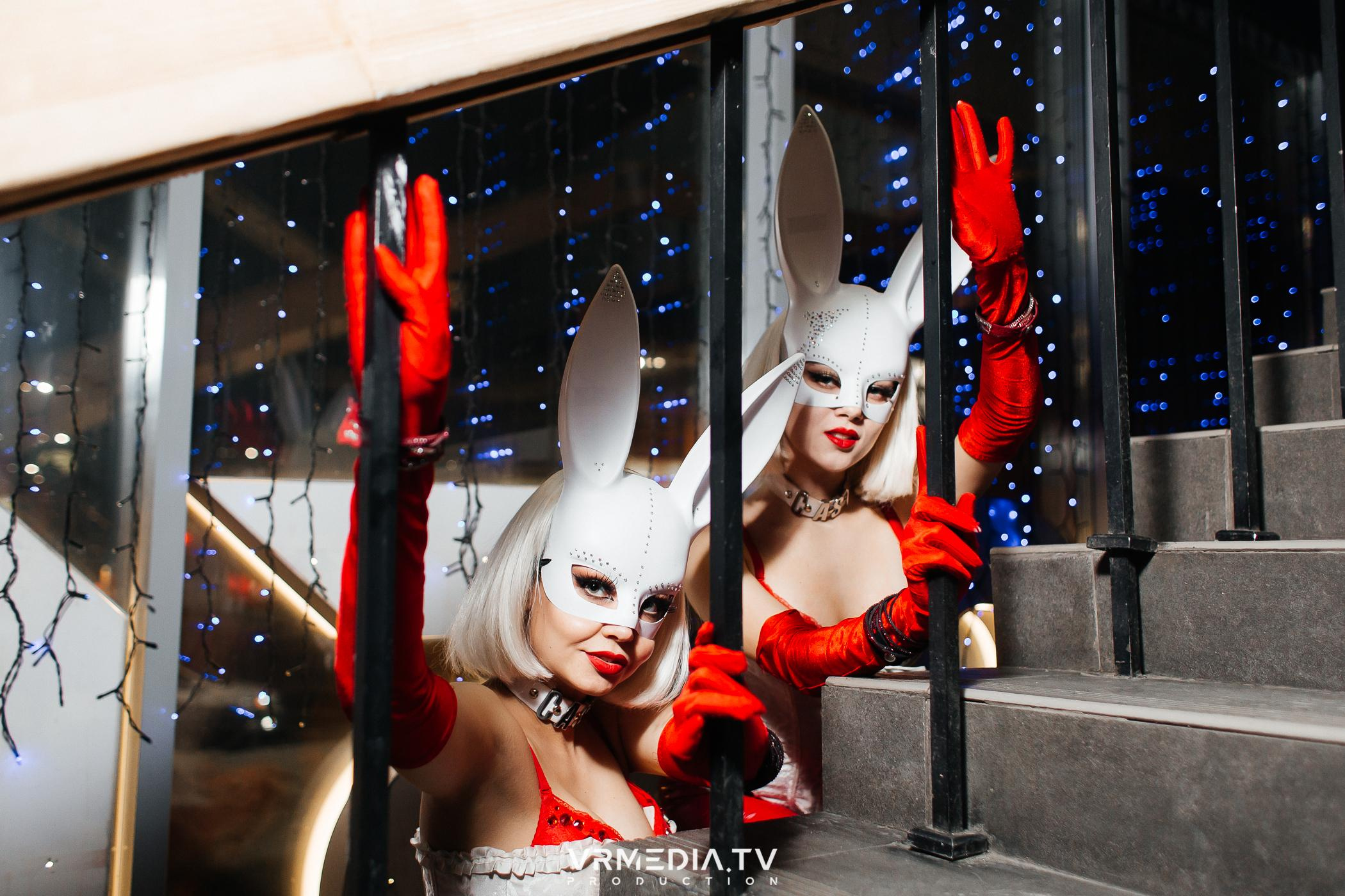 Выходные в баре «DOSKI»