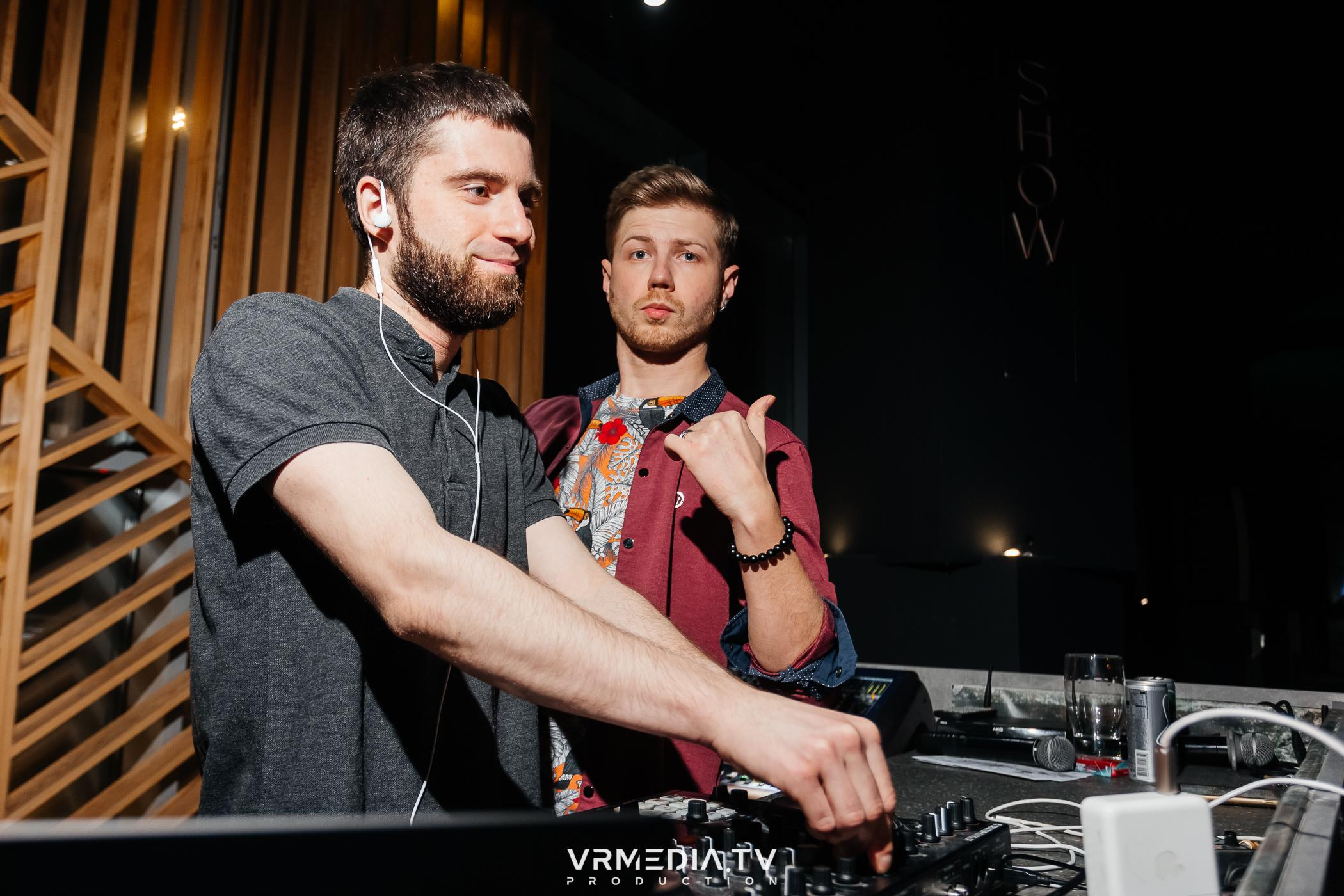 Выходные в баре «DOSKI»