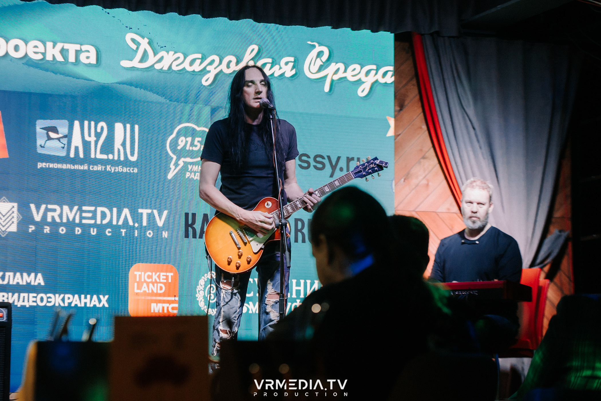 Джазовая среда: Collini Blues Balls (Новосибирск)