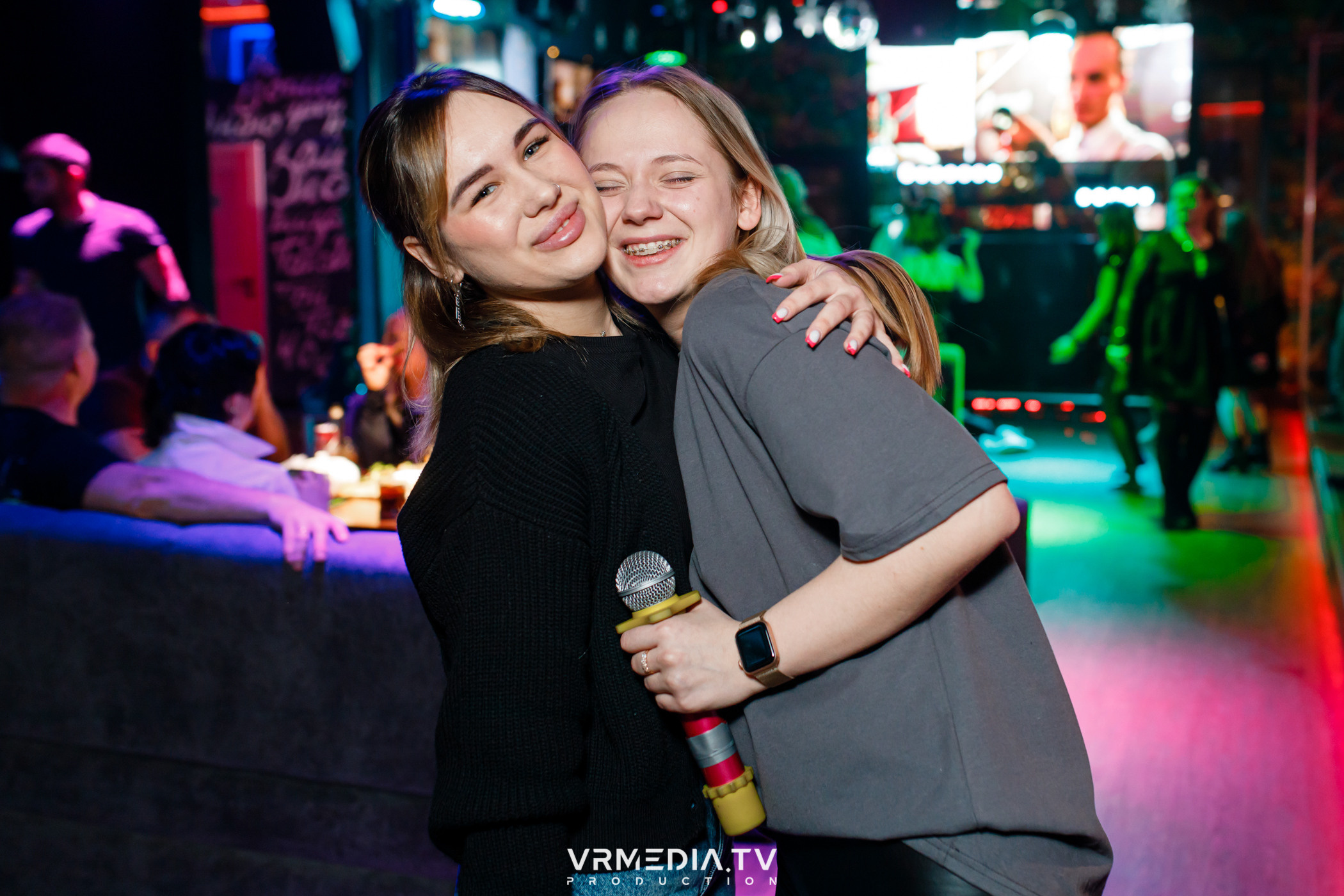 Выходные в караоке-баре «Опера»