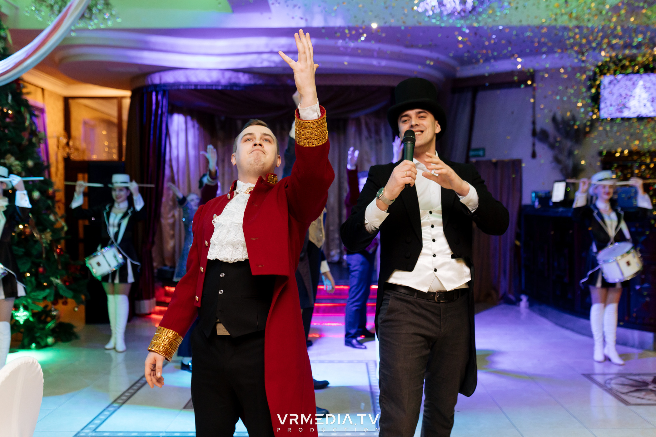 «Новогодний Мюзикл» в ресторане «Лазурный Берег»