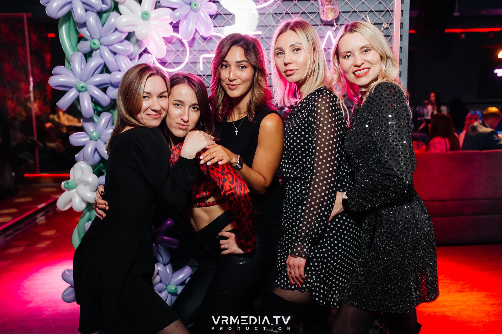 Woman party в караоке-баре «Opera»