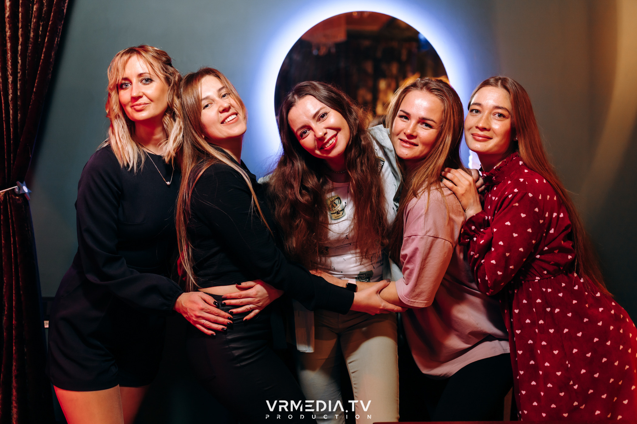 Мужской день в караоке-баре «Опера»