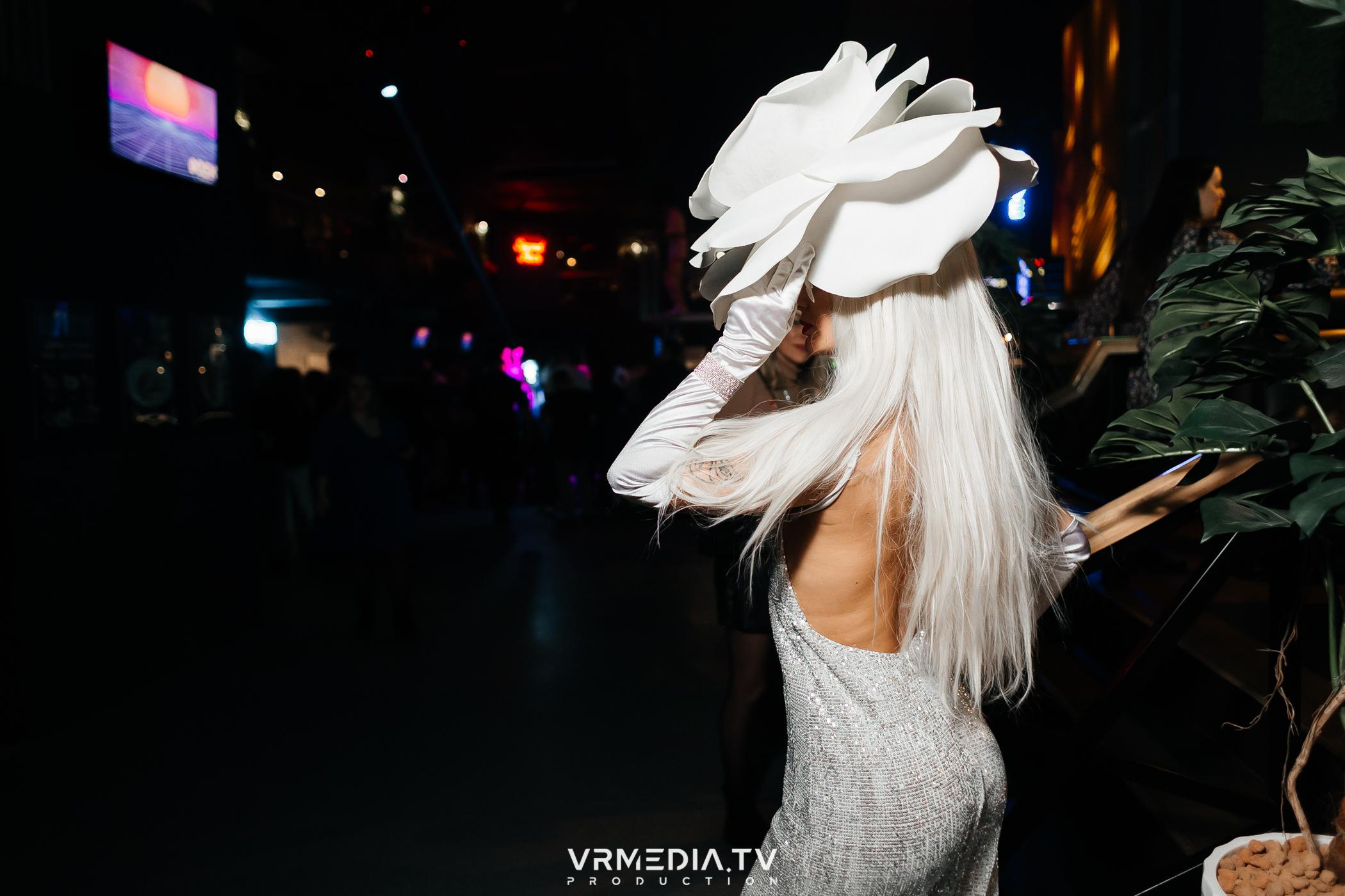 Выходные в баре «DOSKI»