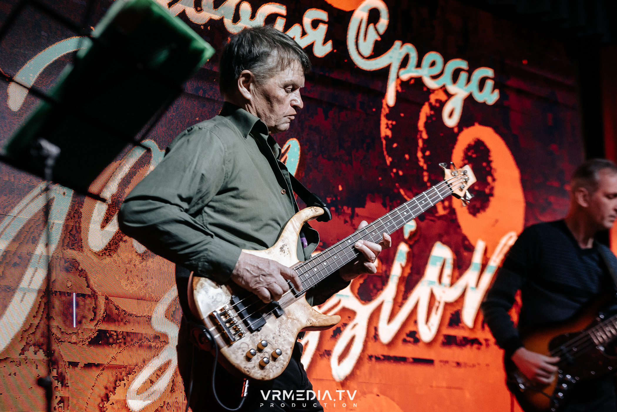 Джазовая среда: Джаз Замечательных Людей (Новосибирск)