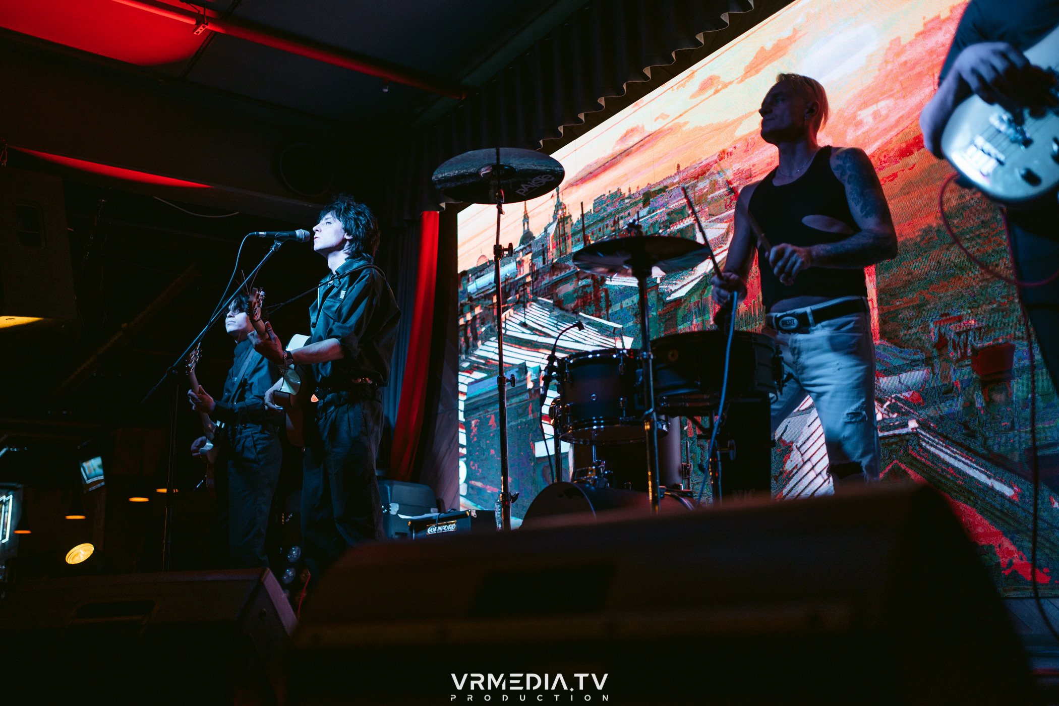 Джазовая среда: шоу «КИНОхроника»