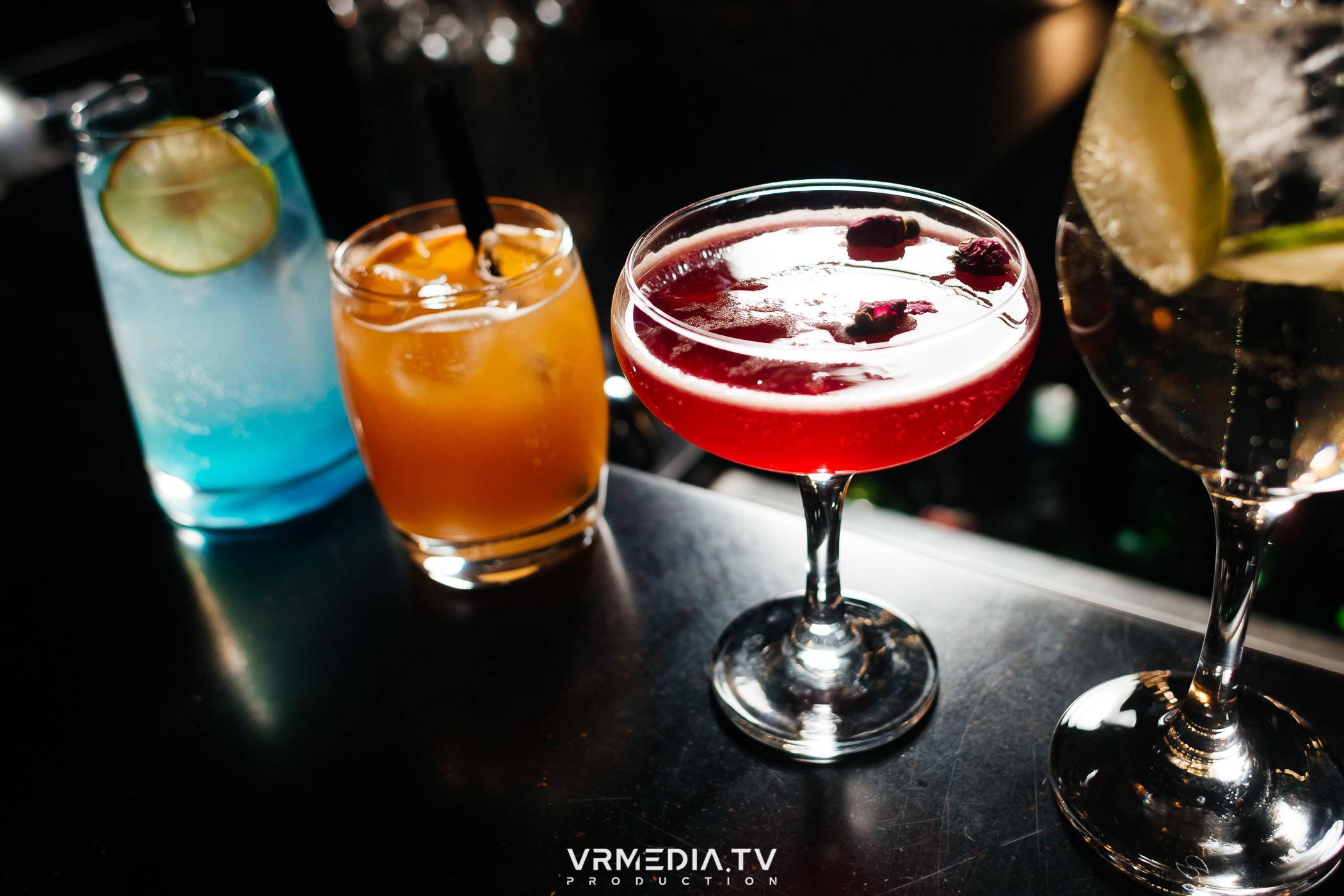 День святого Валентина в караоке-баре «Volna»