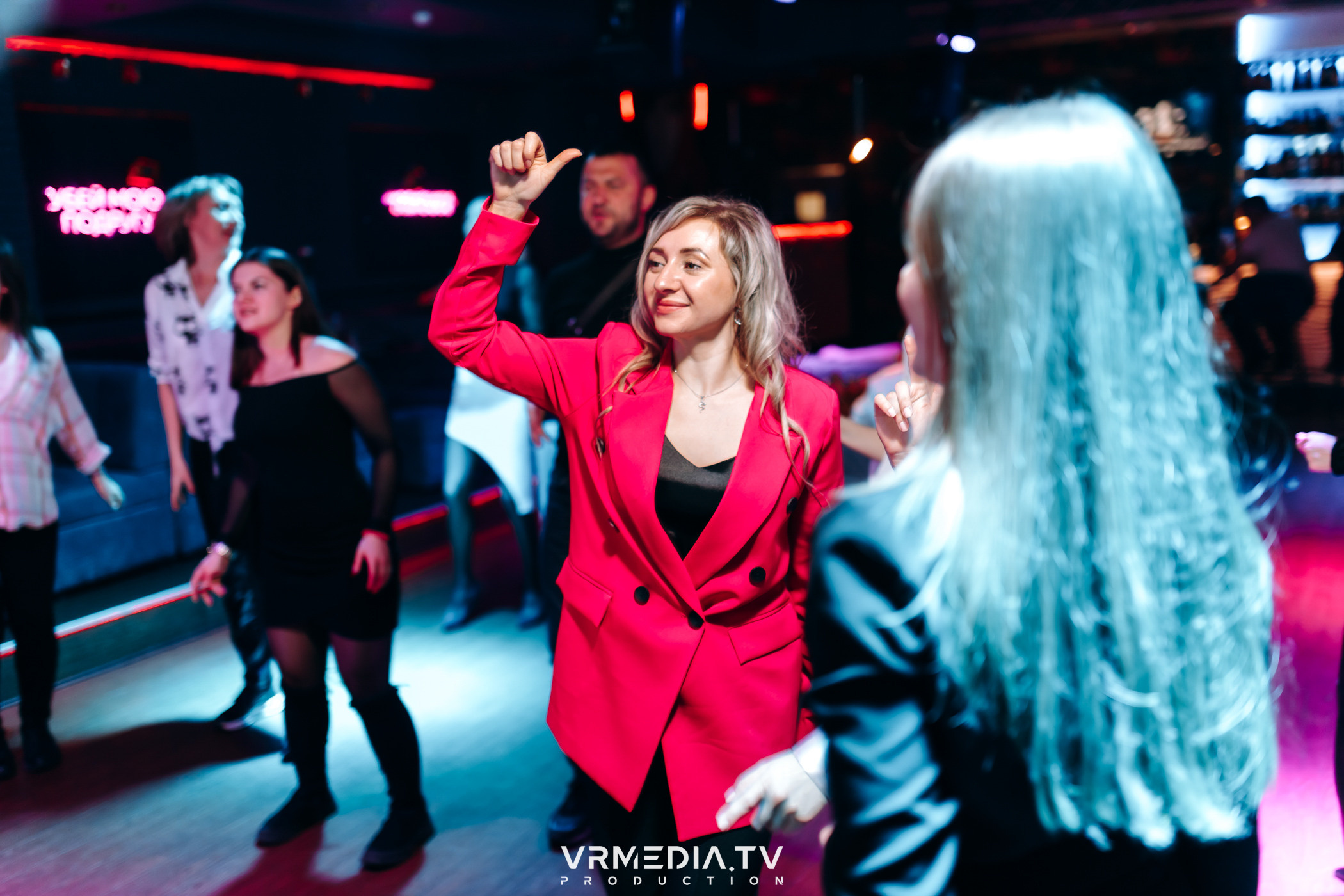 Мужской день в караоке-баре «Опера»