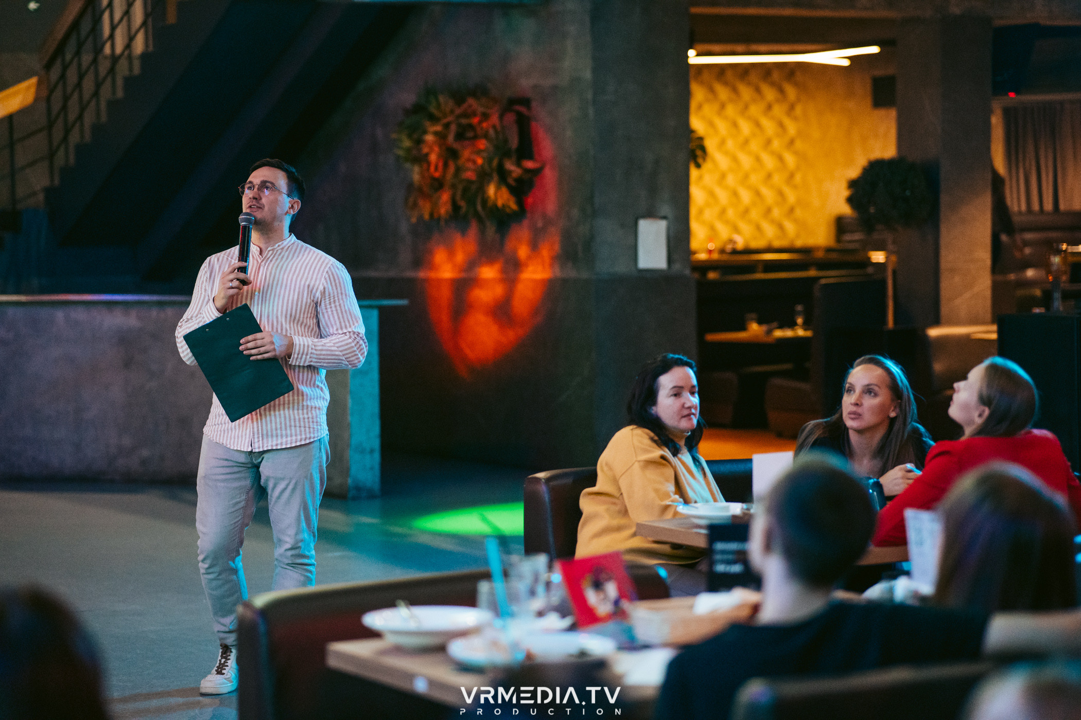 WoW QuiZ в баре «DOSKI»