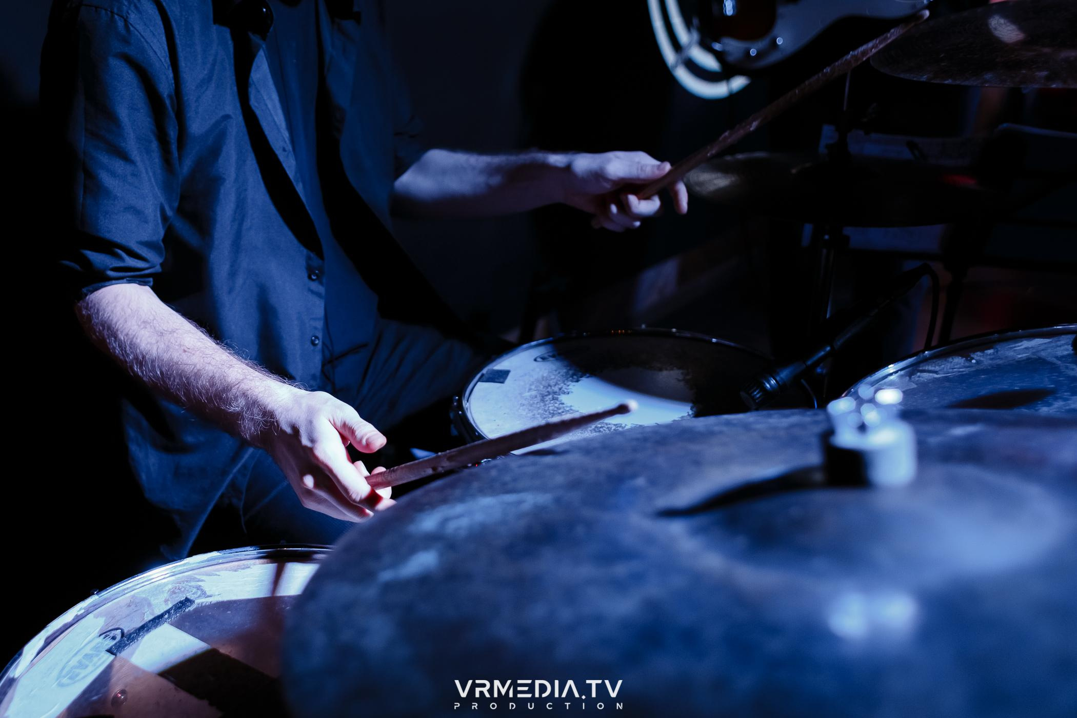 Жаркий новогодний корпоратив в гриль-баре «Жара»