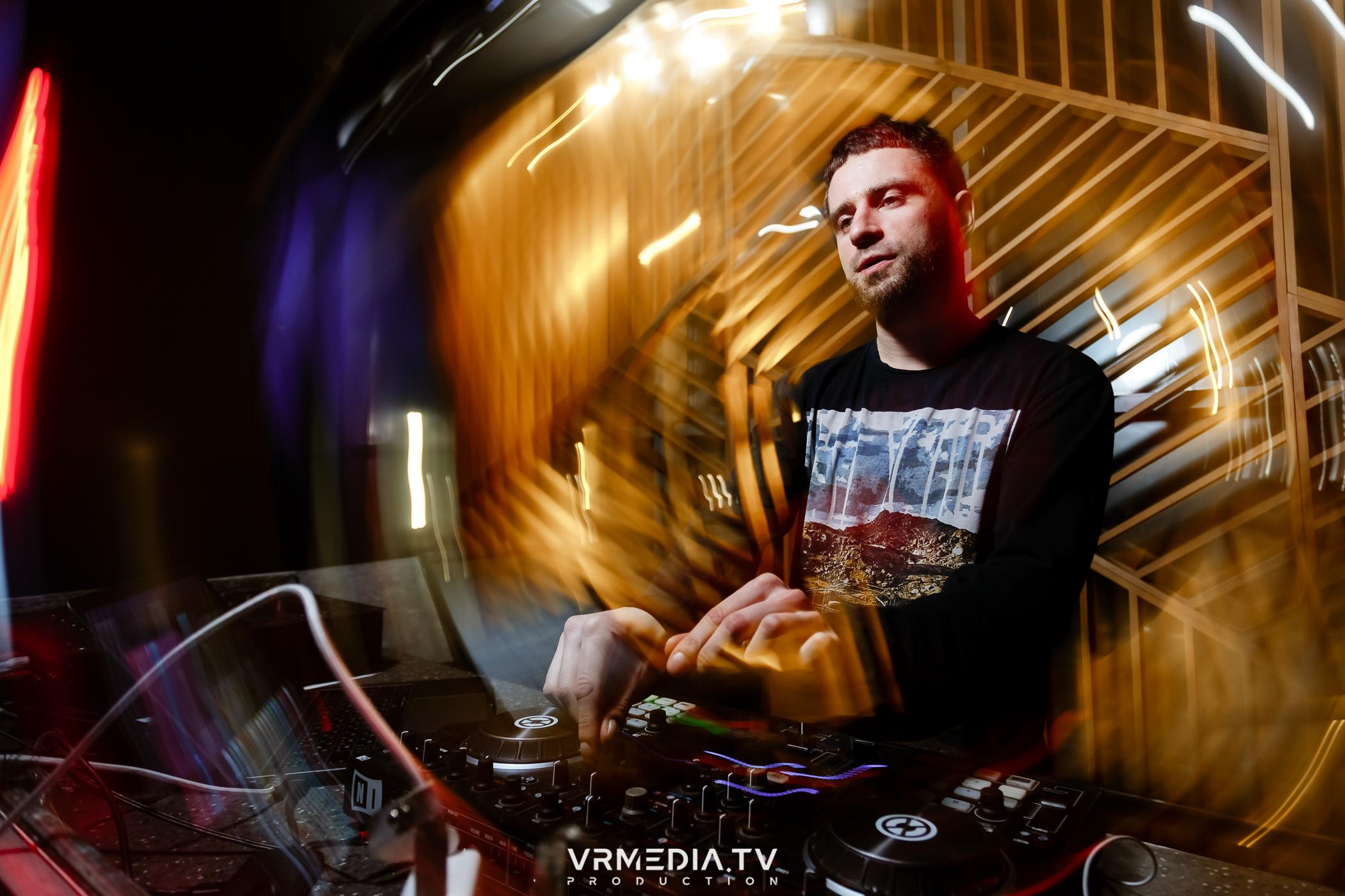 Выходные в баре «DOSKI»