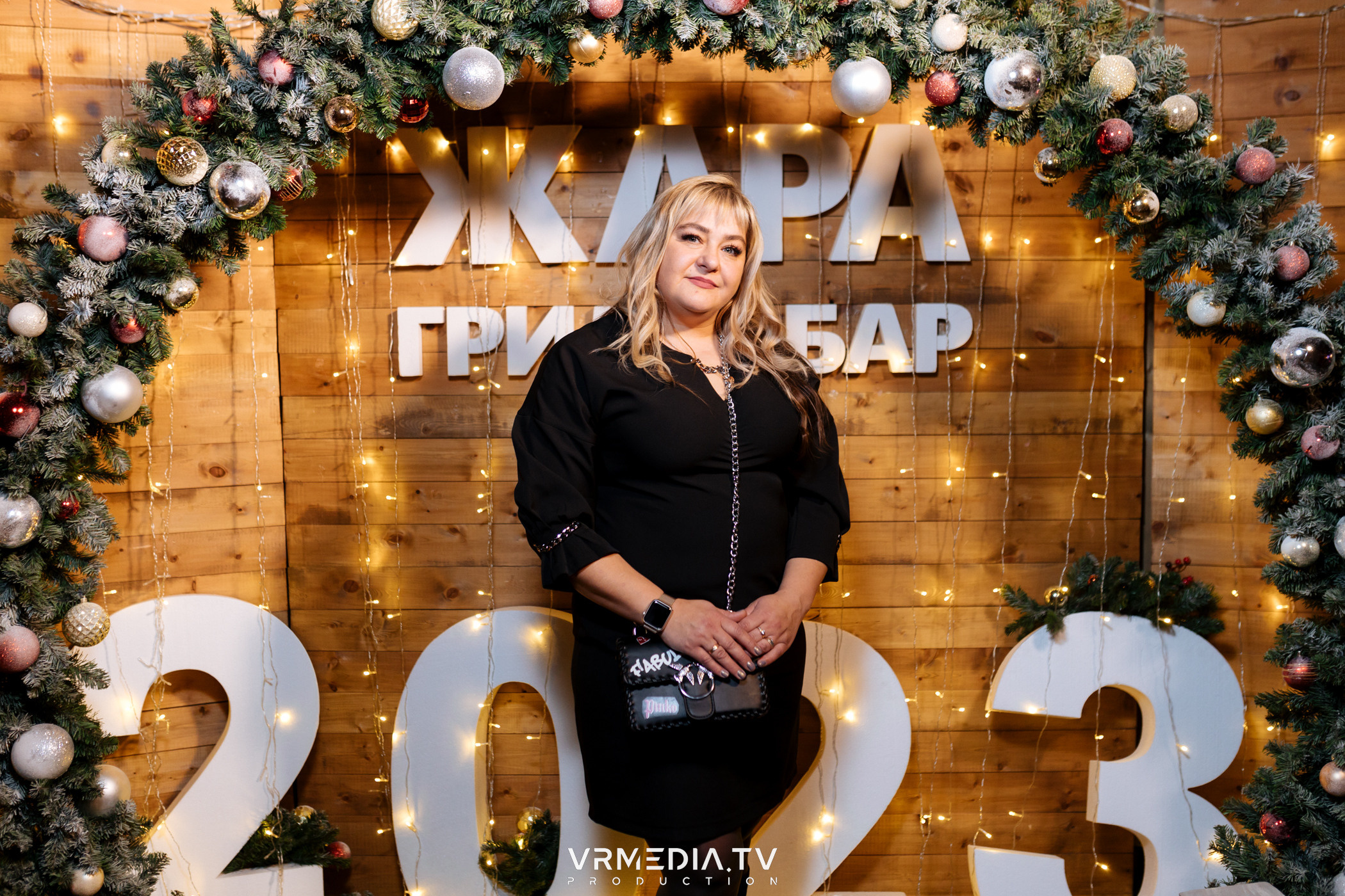 Жаркий новогодний корпоратив в гриль-баре «Жара»