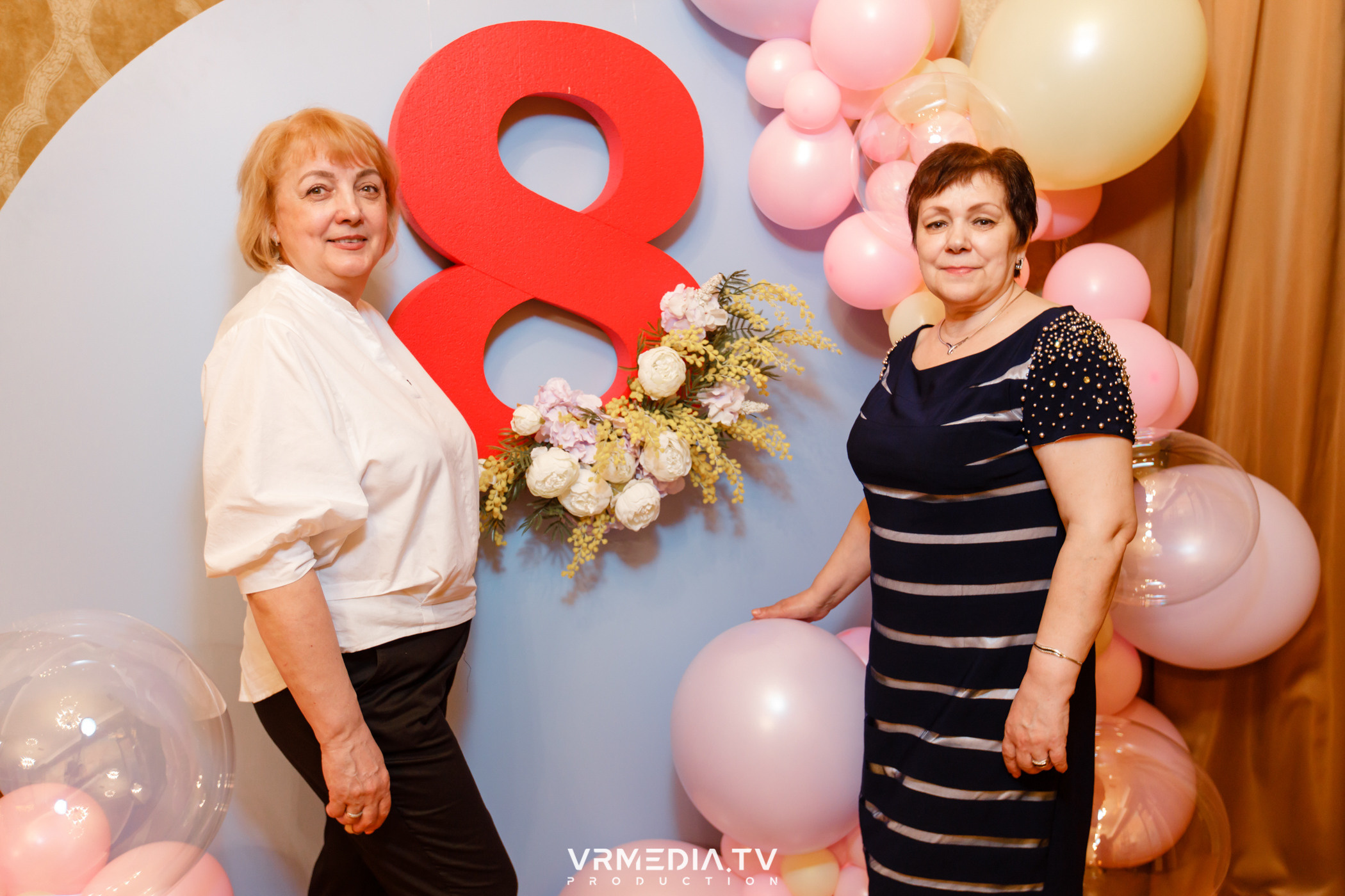 Международный женский день в ресторане «Лазурный Берег»