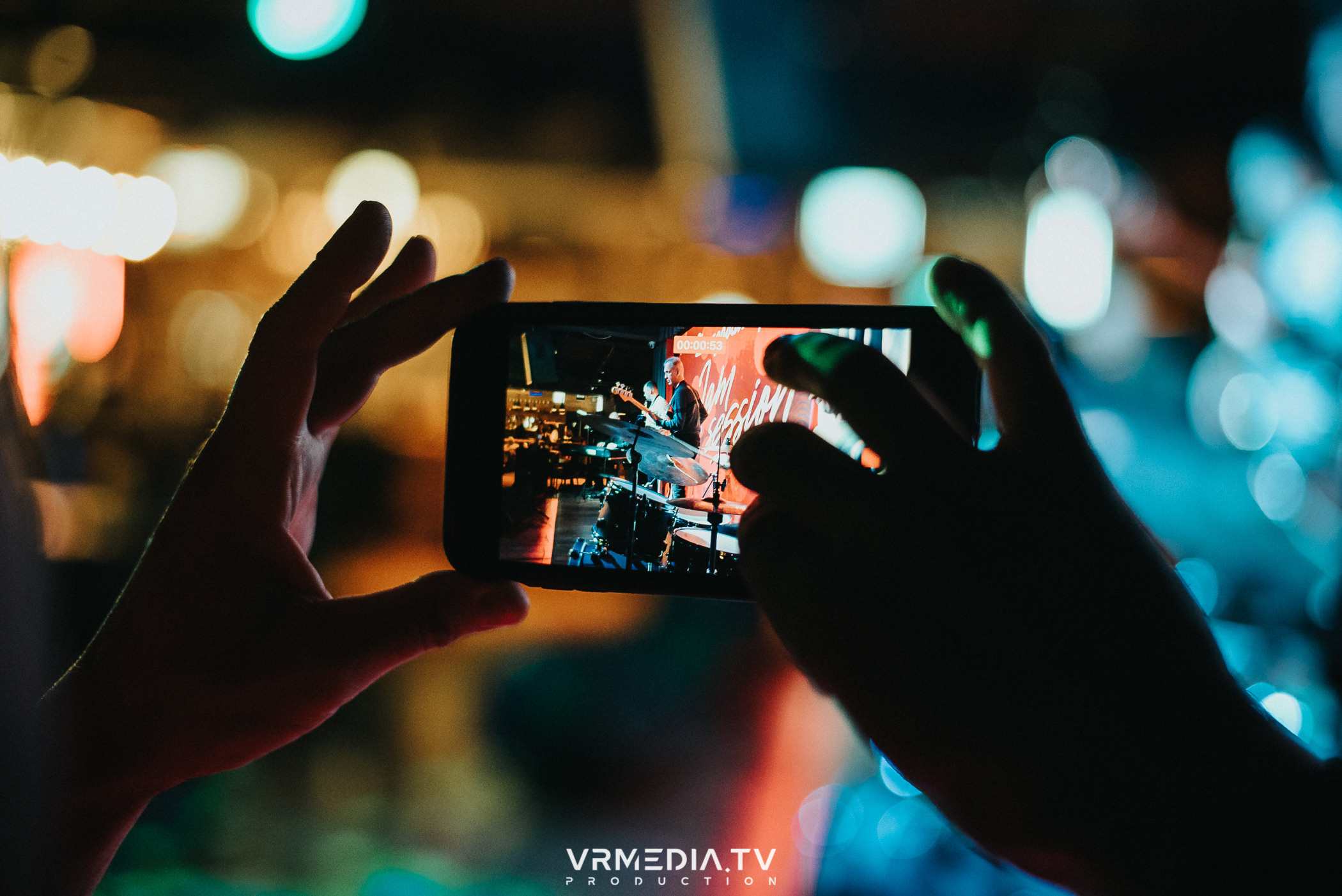 Джазовая среда: Джаз Замечательных Людей (Новосибирск)