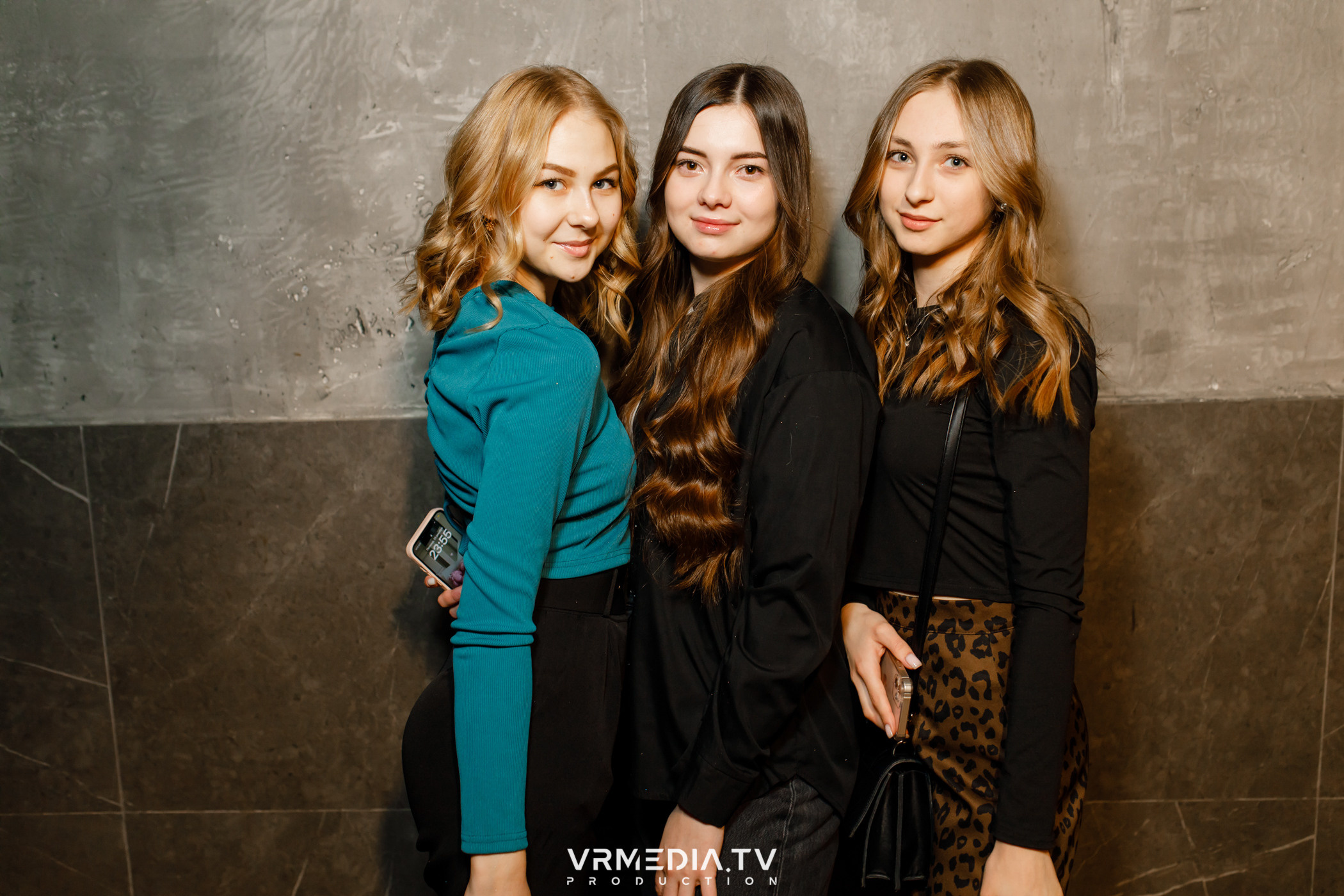 Выходные в баре «DOSKI»