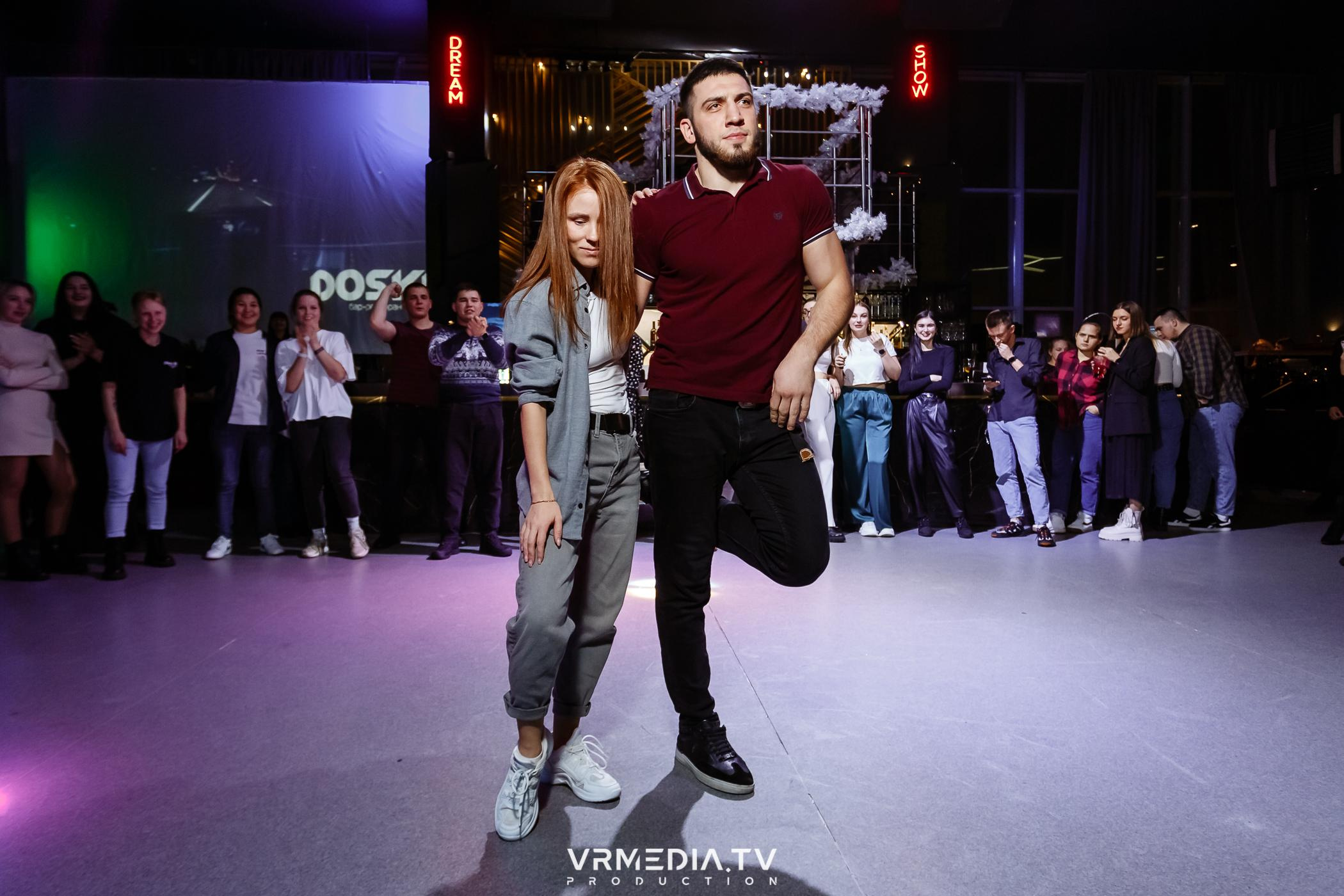 Выходные в баре «DOSKI»