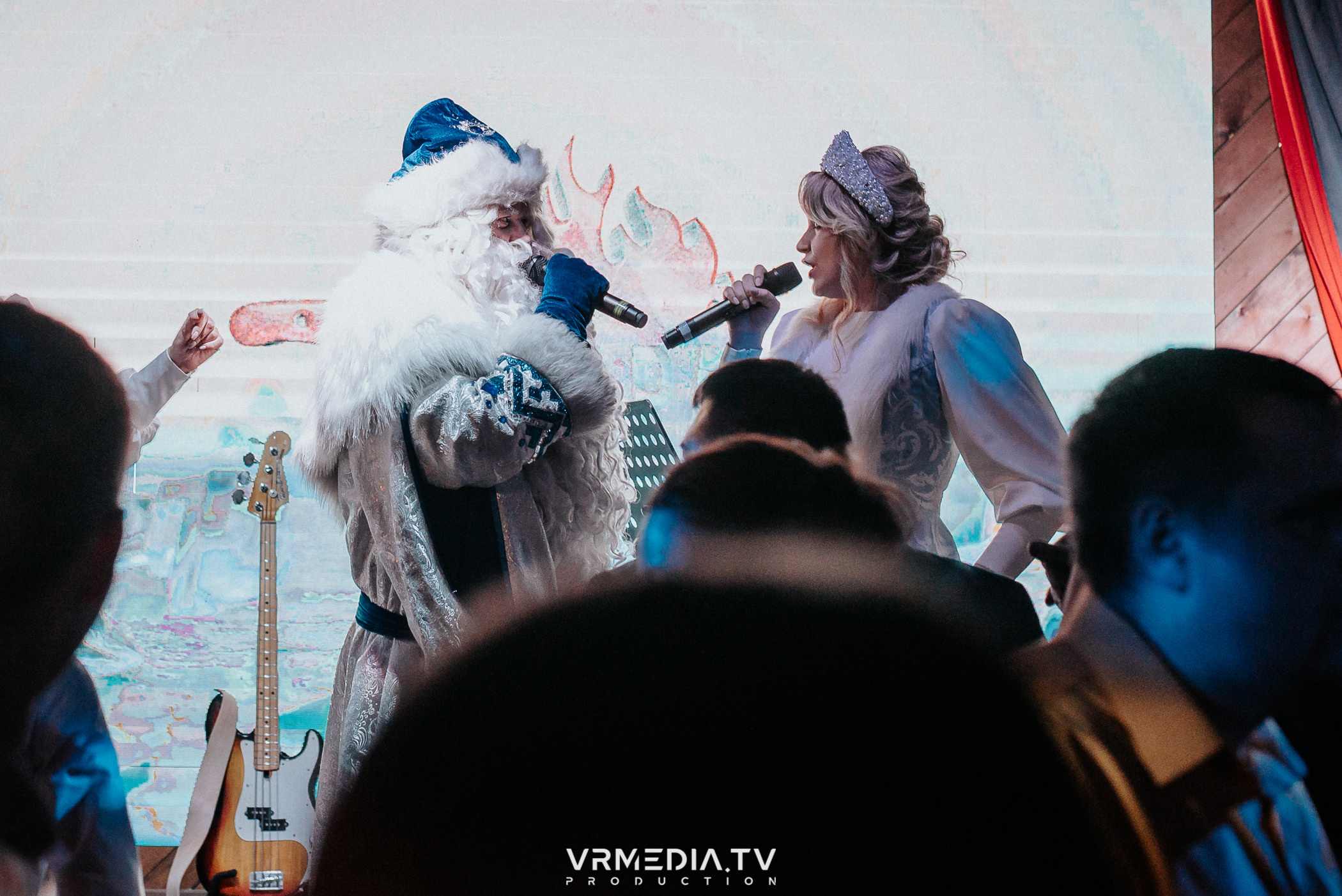 Жаркий новогодний корпоратив в гриль-баре «Жара»